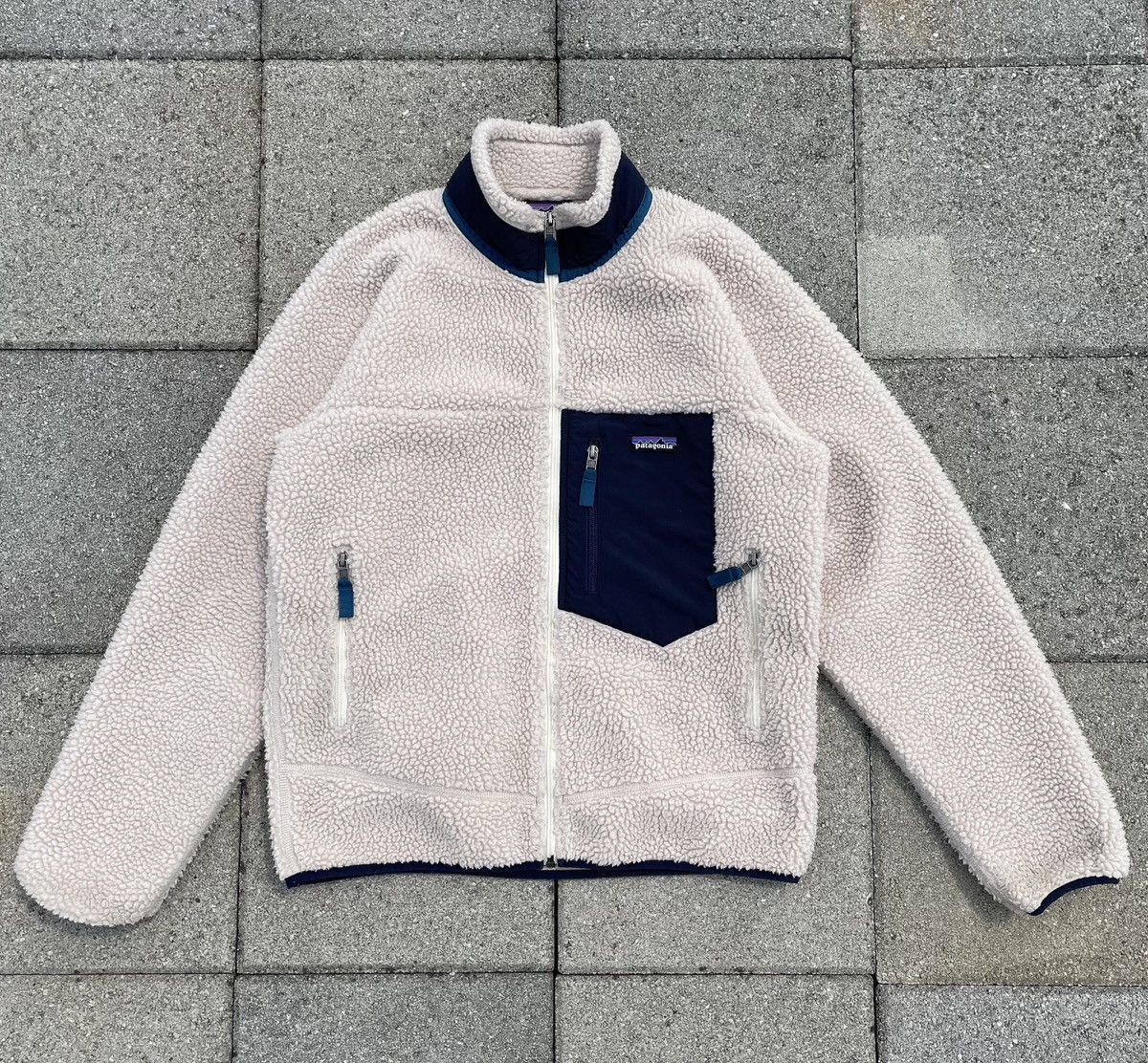 Patagonia Patagonia Deep Pile Retro X Fleece Jacket Cream Blue Medium Size US M / EU 48-50 / 2 - 1 Thumbnail