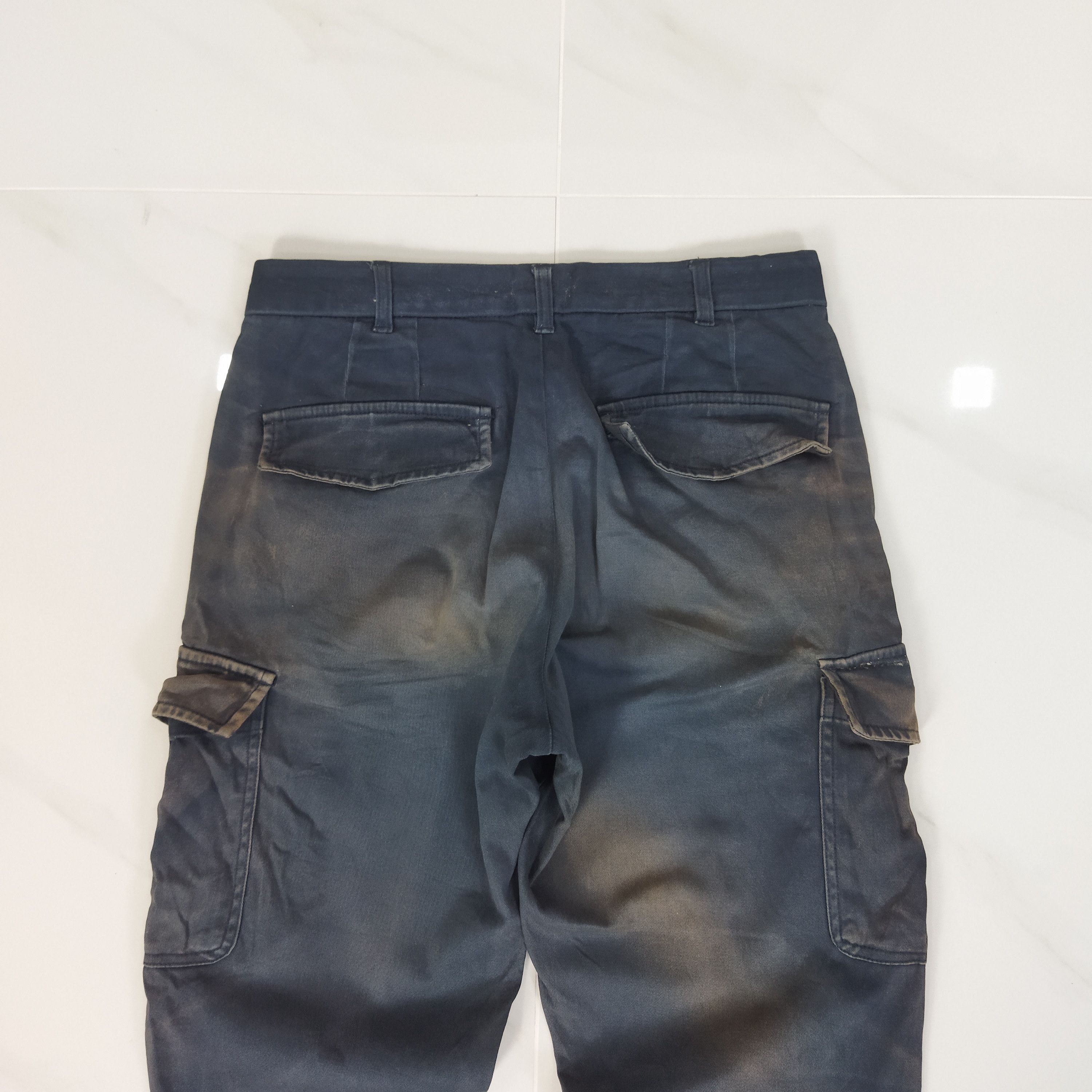 Japanese Brand VINTAGE JAPANESE BRAND FADED DARK BLUE CARGO PANTS Size US 29 - 9 Thumbnail