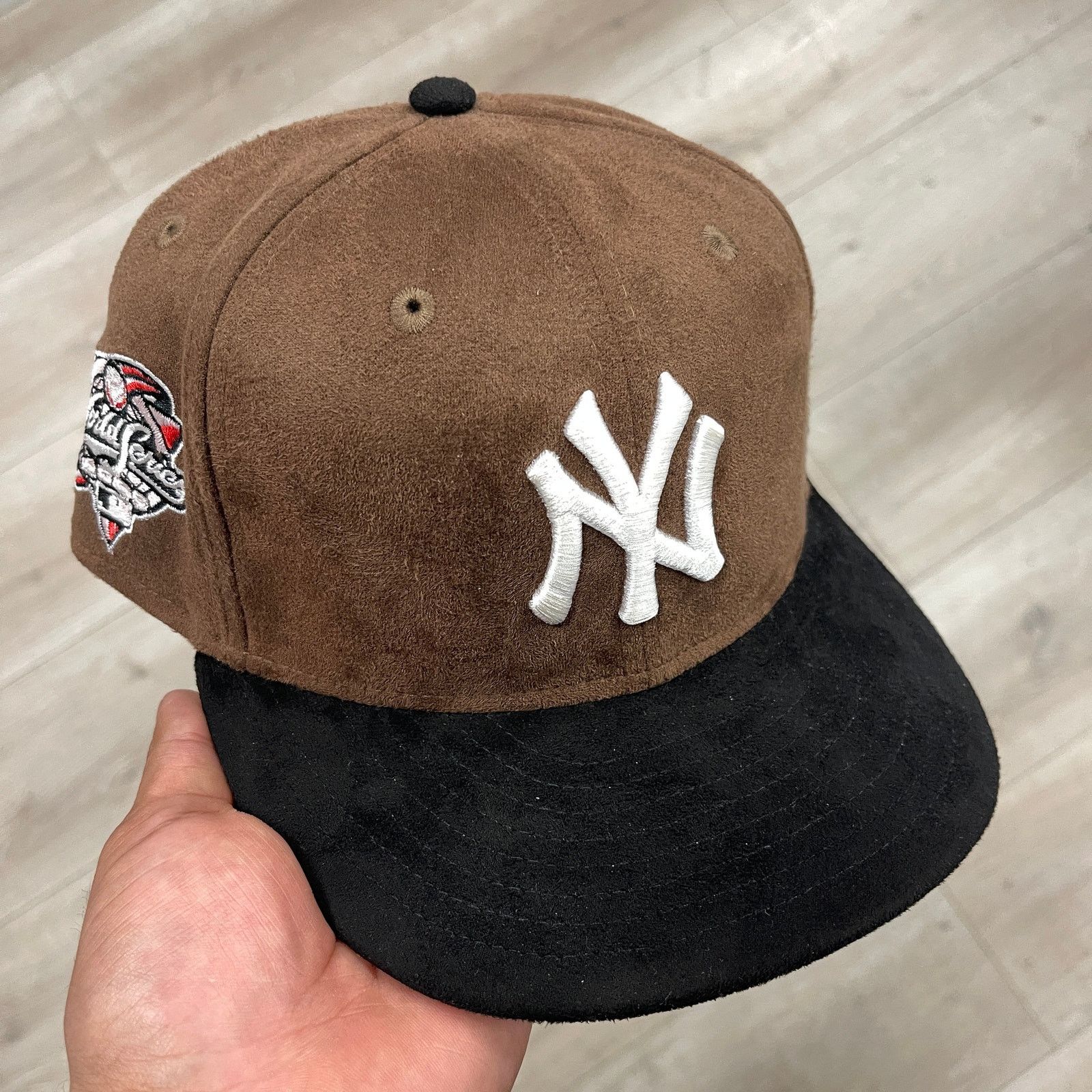 New Era New Era New York Yankees Brown Black Suede Hat Cap 7 1/4 Size ONE SIZE - 1 Thumbnail