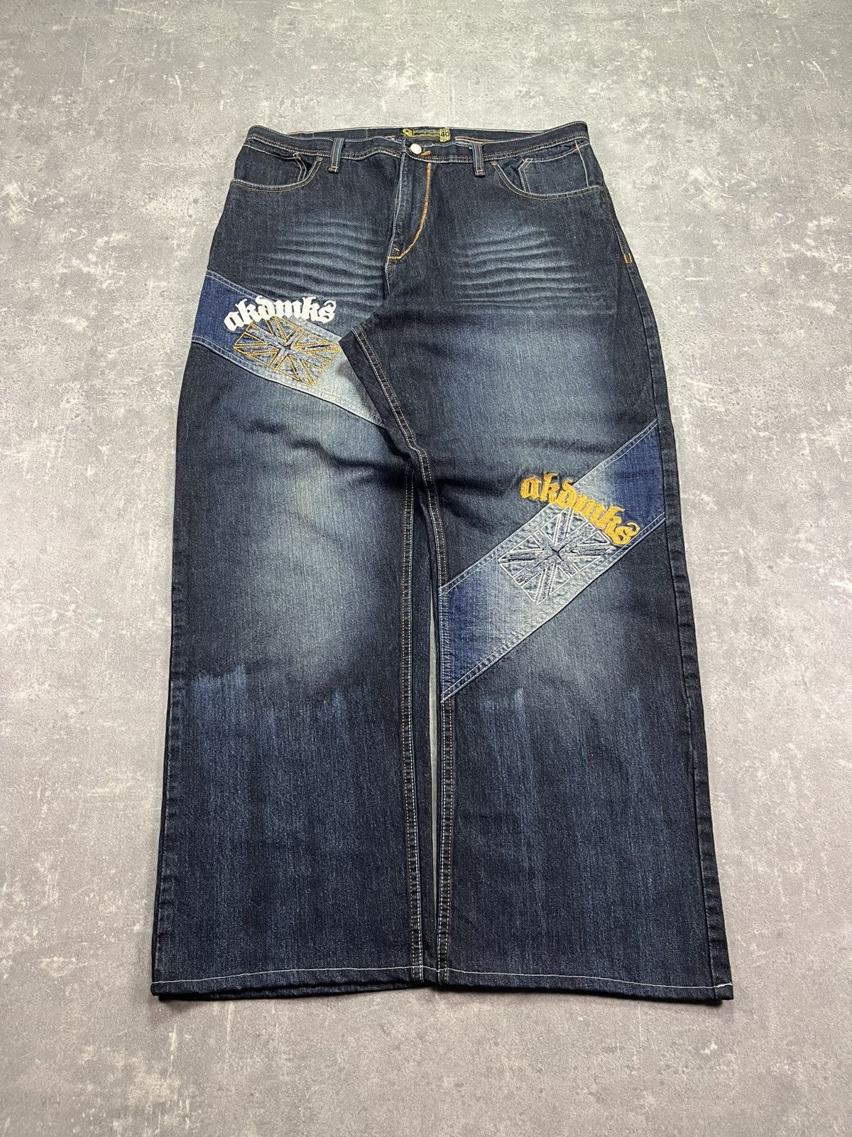 Akademiks 2000s Y2K Akademiks Washed Mega Baggy Denim Jeans 40 Size US 40 / EU 56 - 1 Thumbnail