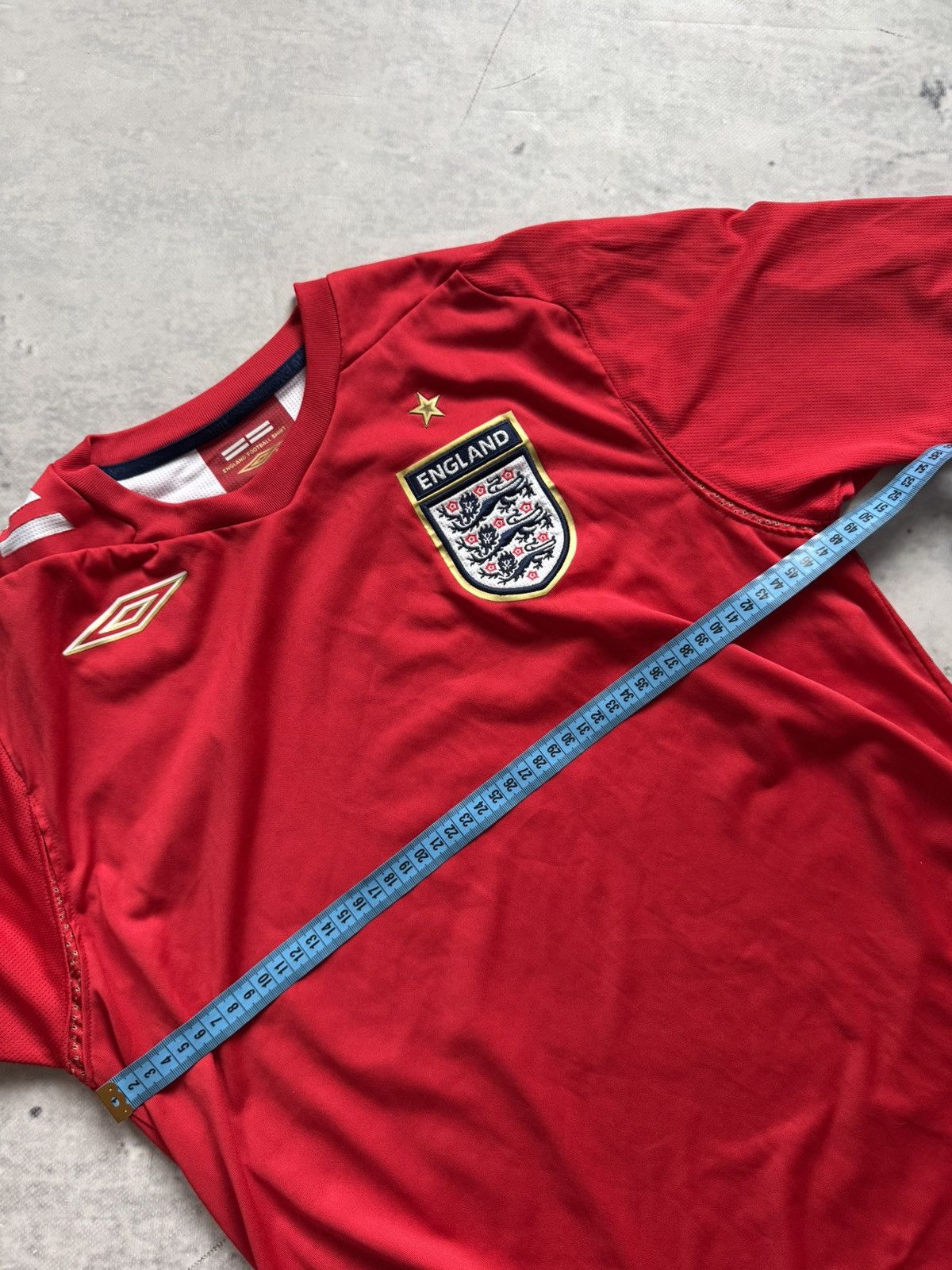 Umbro Umbro England jersey red tee Size US M / EU 48-50 / 2 - 7 Thumbnail