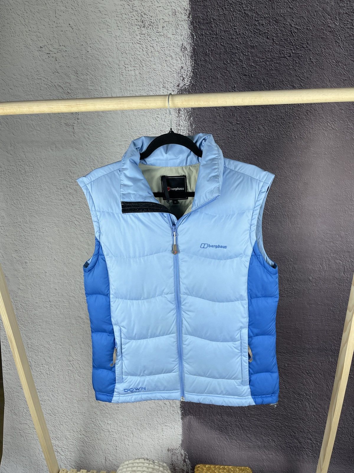 Berghaus Berghaus blue 500 Down vest size 12 outdoor Size M / US 6-8 / IT 42-44 - 1 Thumbnail