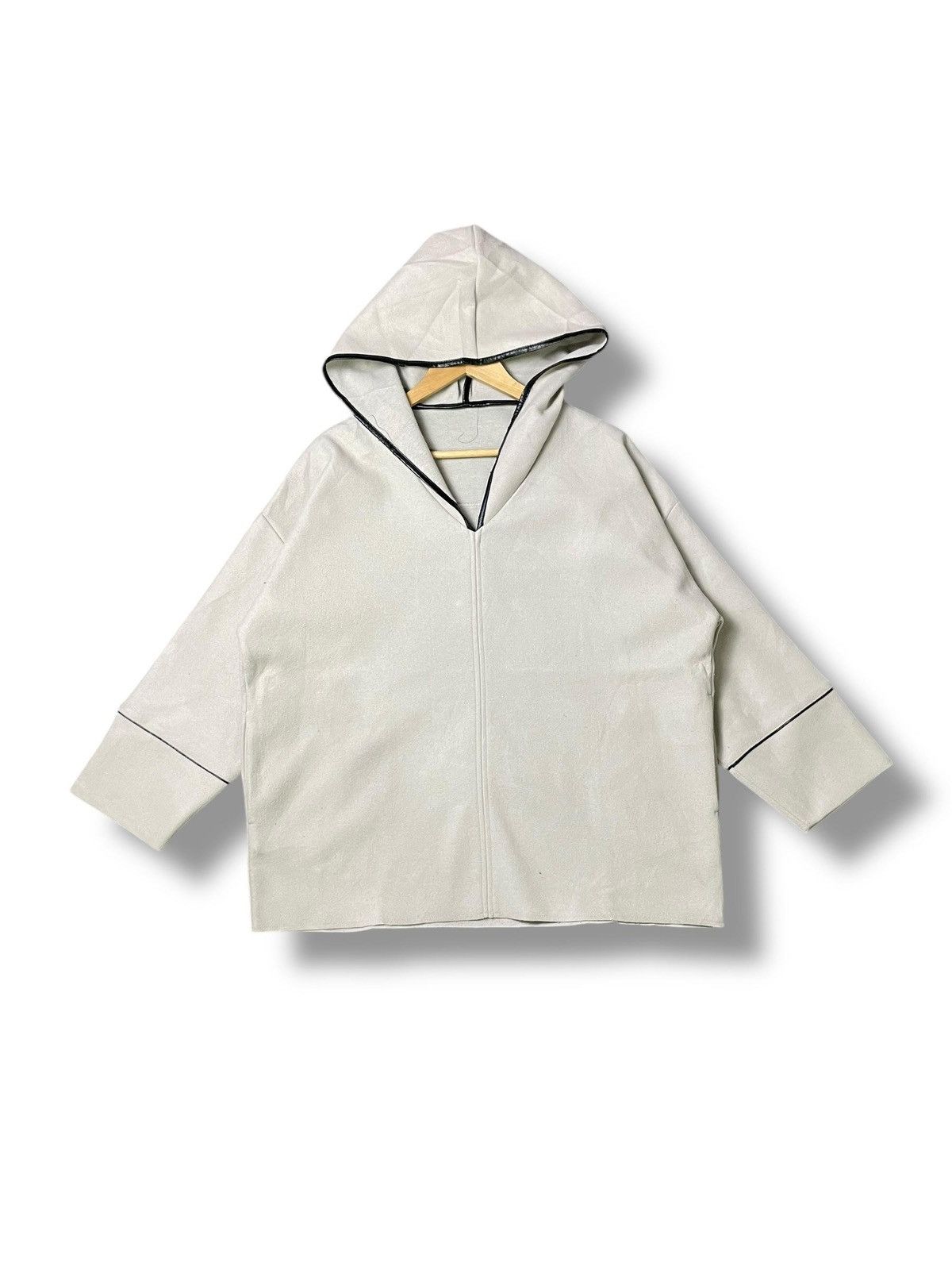 Vintage Jeanasis Pullover Hoodie (2)