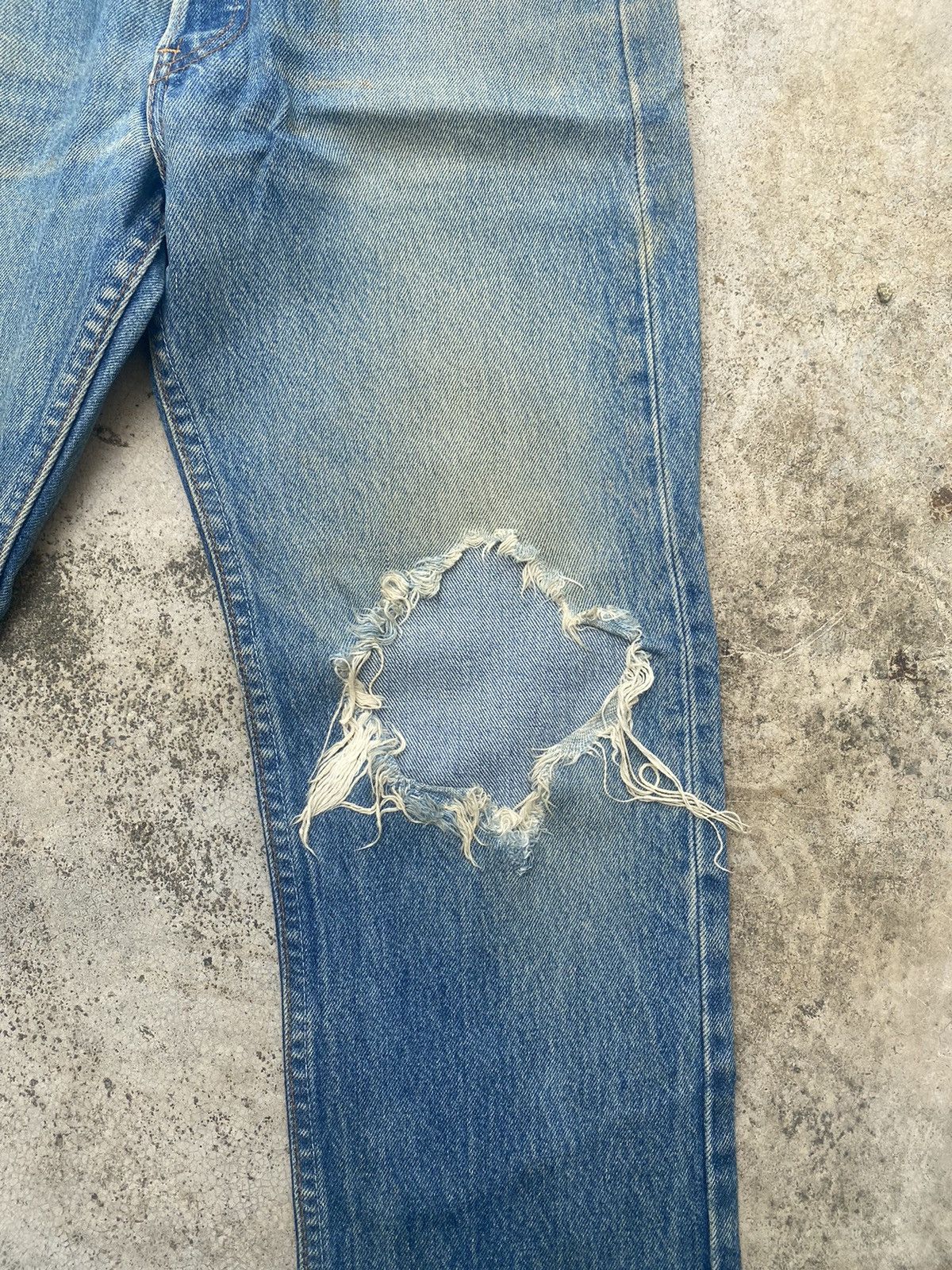 Levi's Vintage Clothing × Vintage Vintage Levis 501xx Distressed Denim Size US 29 - 6 Thumbnail