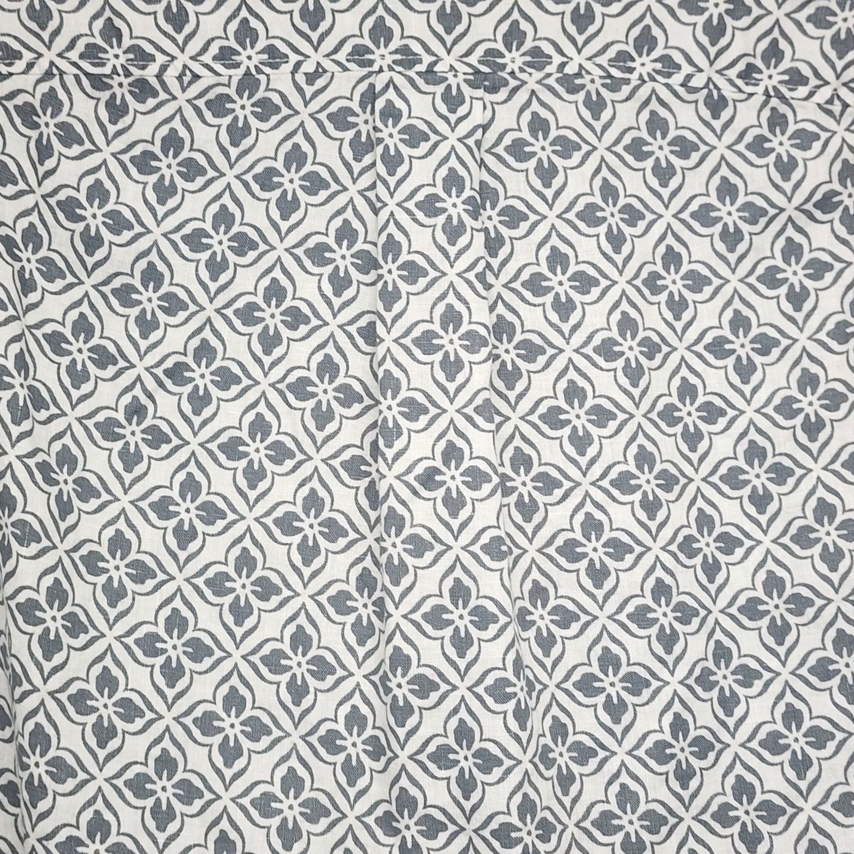 Zara VINTAGE Zara Top Womens XS Grey Geometric Floral 100% Linen Lagenlook Womens XS Gray Geometric Floral Linen Button-Up Collared Mens? Size XS / US 0-2 / IT 36-38 - 6 Thumbnail