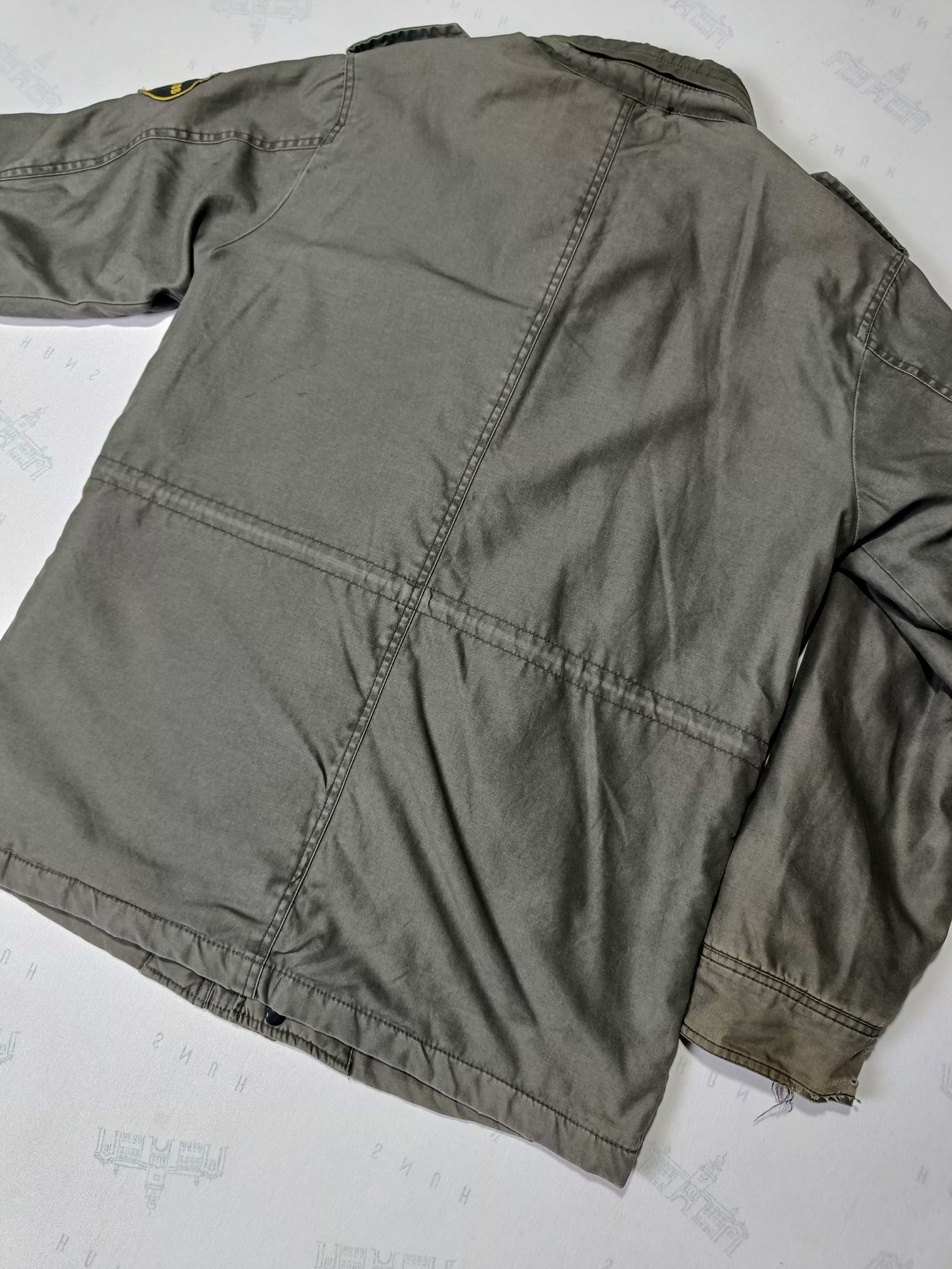 Airwalk Vintage AIRWALK M65 Military Patches Jacket Size US L / EU 52-54 / 3 - 14 Thumbnail