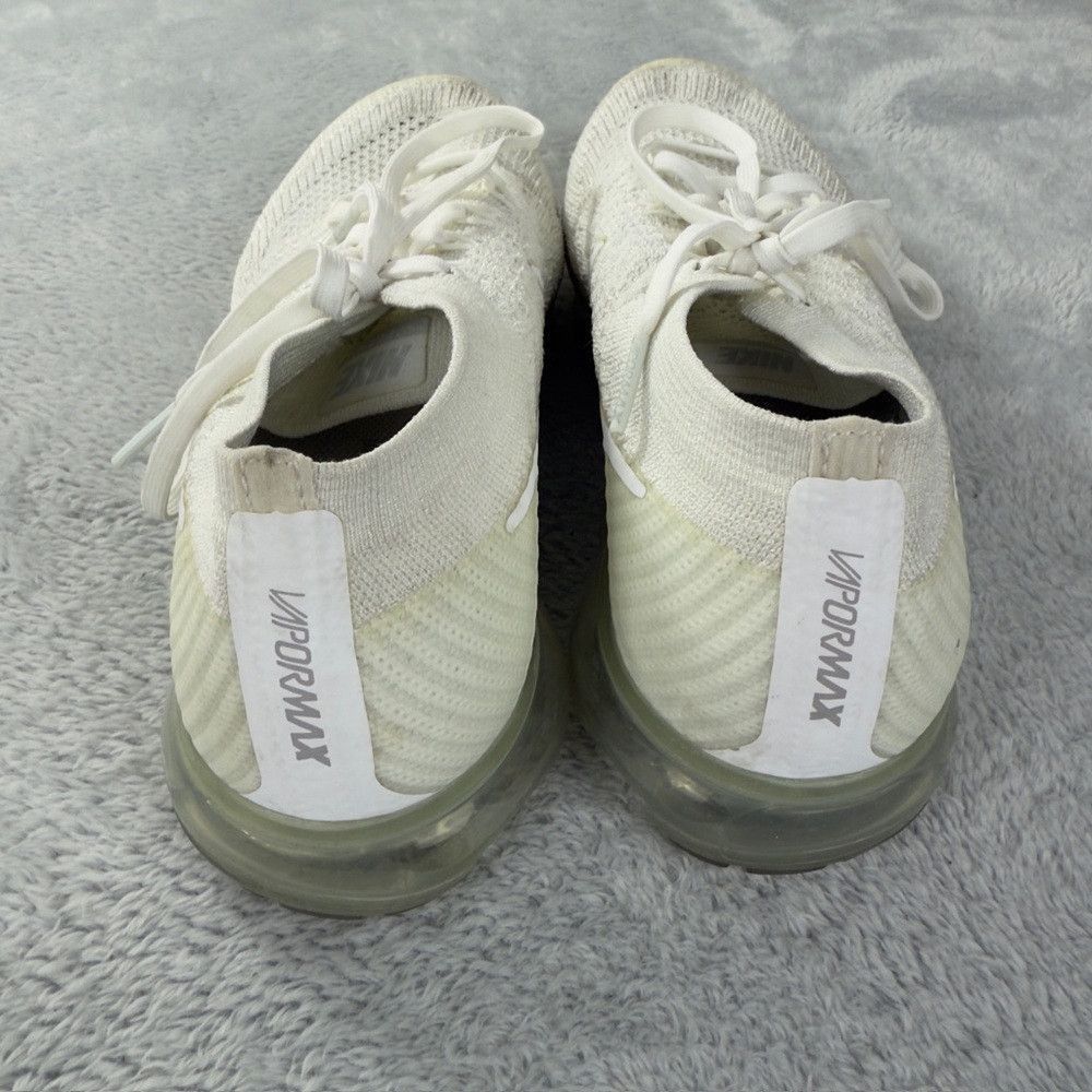 Nike Nike VaporMax FlyKnit White Christmas Athletic Shoes Women’ Size US 8.5 / IT 38.5 - 8 Thumbnail