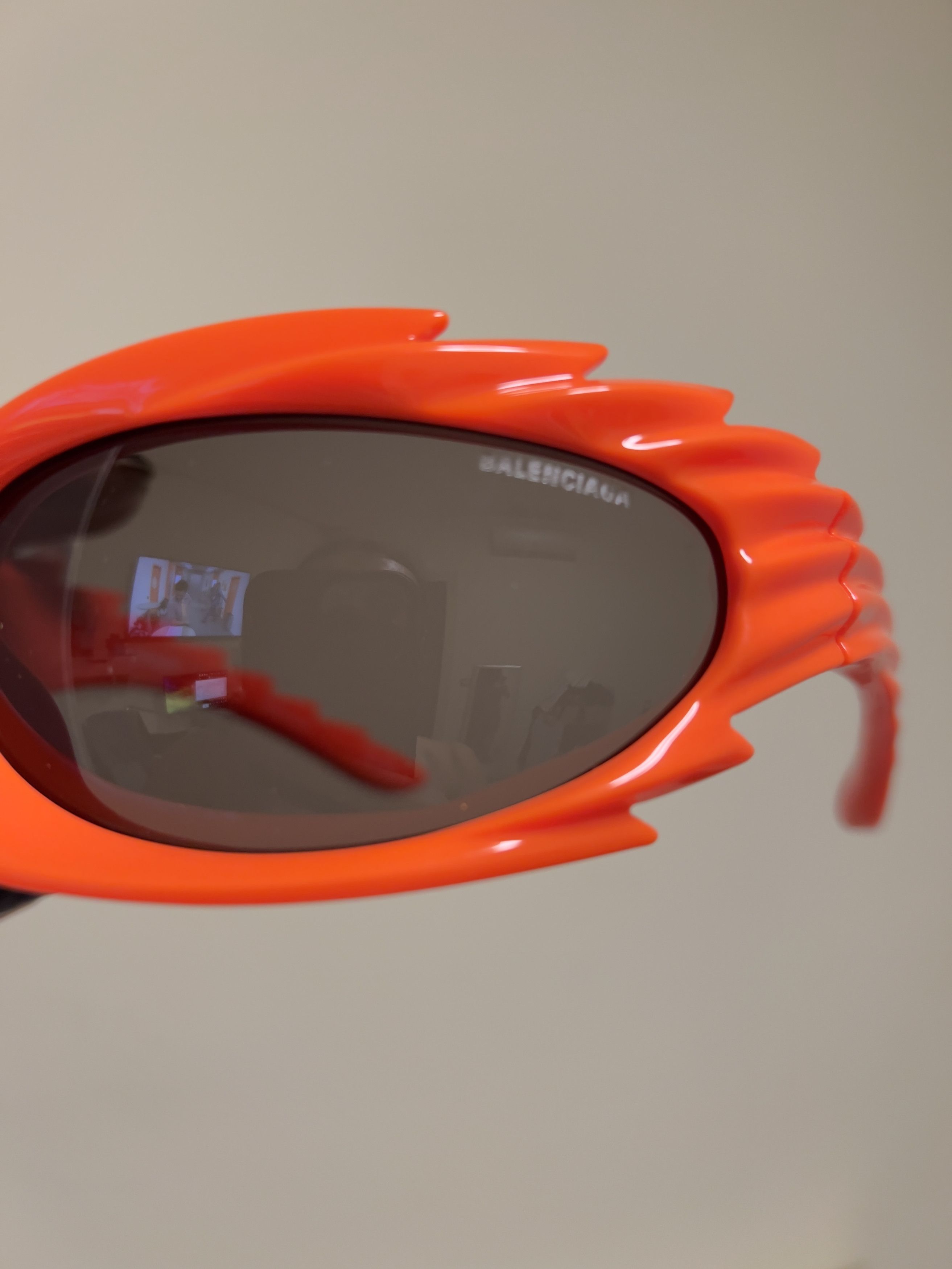 Balenciaga Balenciaga SS23 -Extreme Spikes Orange Sunglasses Size ONE SIZE - 16 Thumbnail