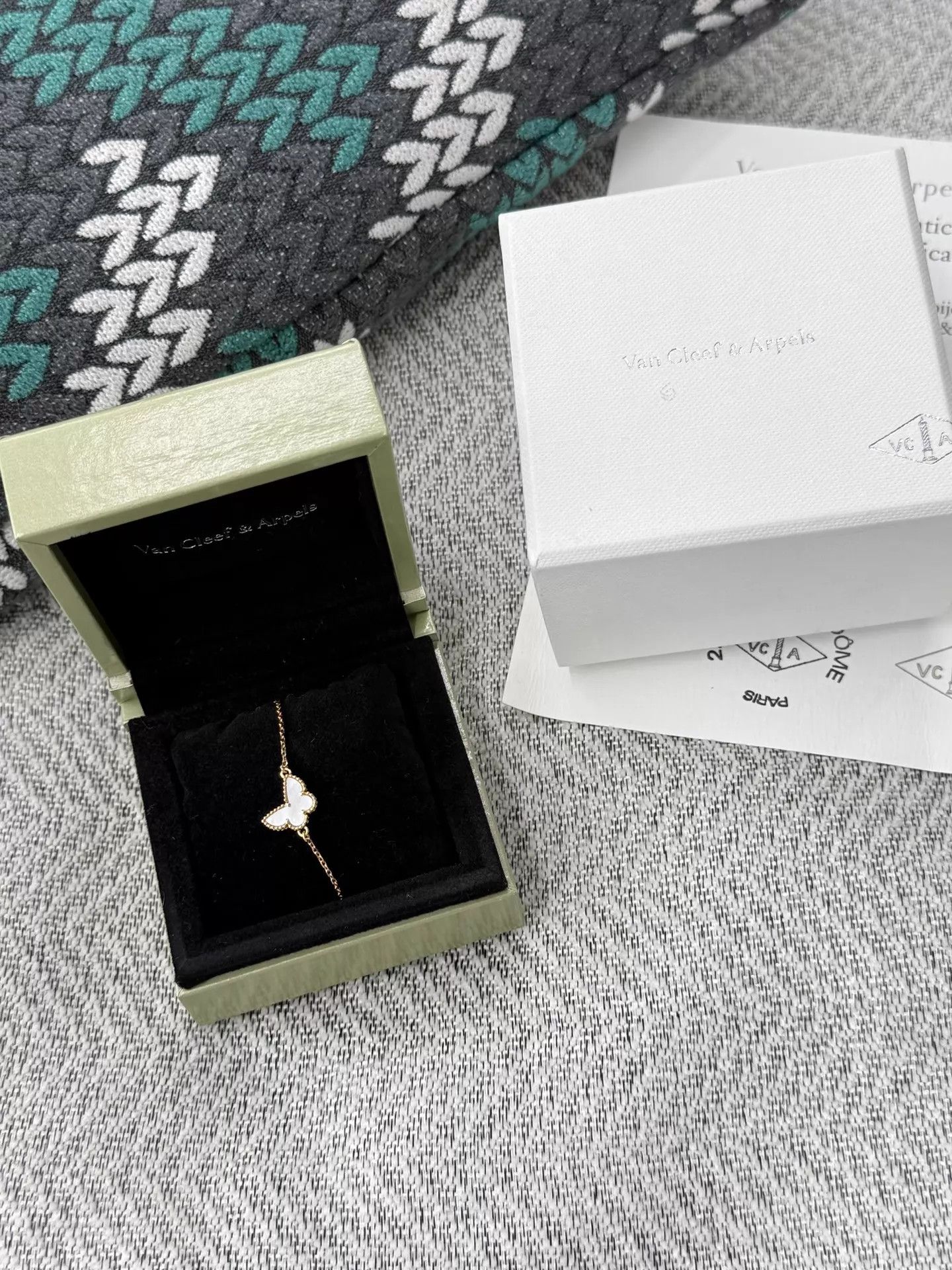Van Cleef & Arpels VCA White MOP Butterfly Bracelet w/ box & card Size ONE SIZE - 1 Thumbnail
