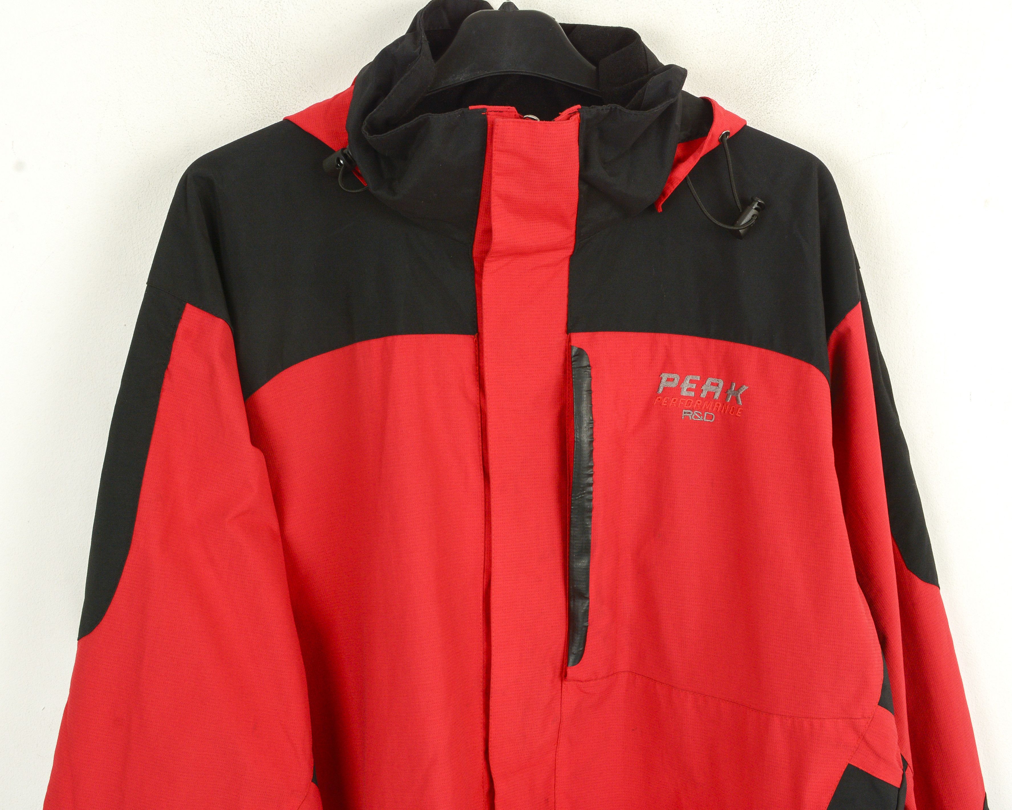 Peak Performance R&D L Jacket Outdoors Rain Coat L Windbreaker Top Red Zip Up Size US L / EU 52-54 / 3 - 2 Thumbnail
