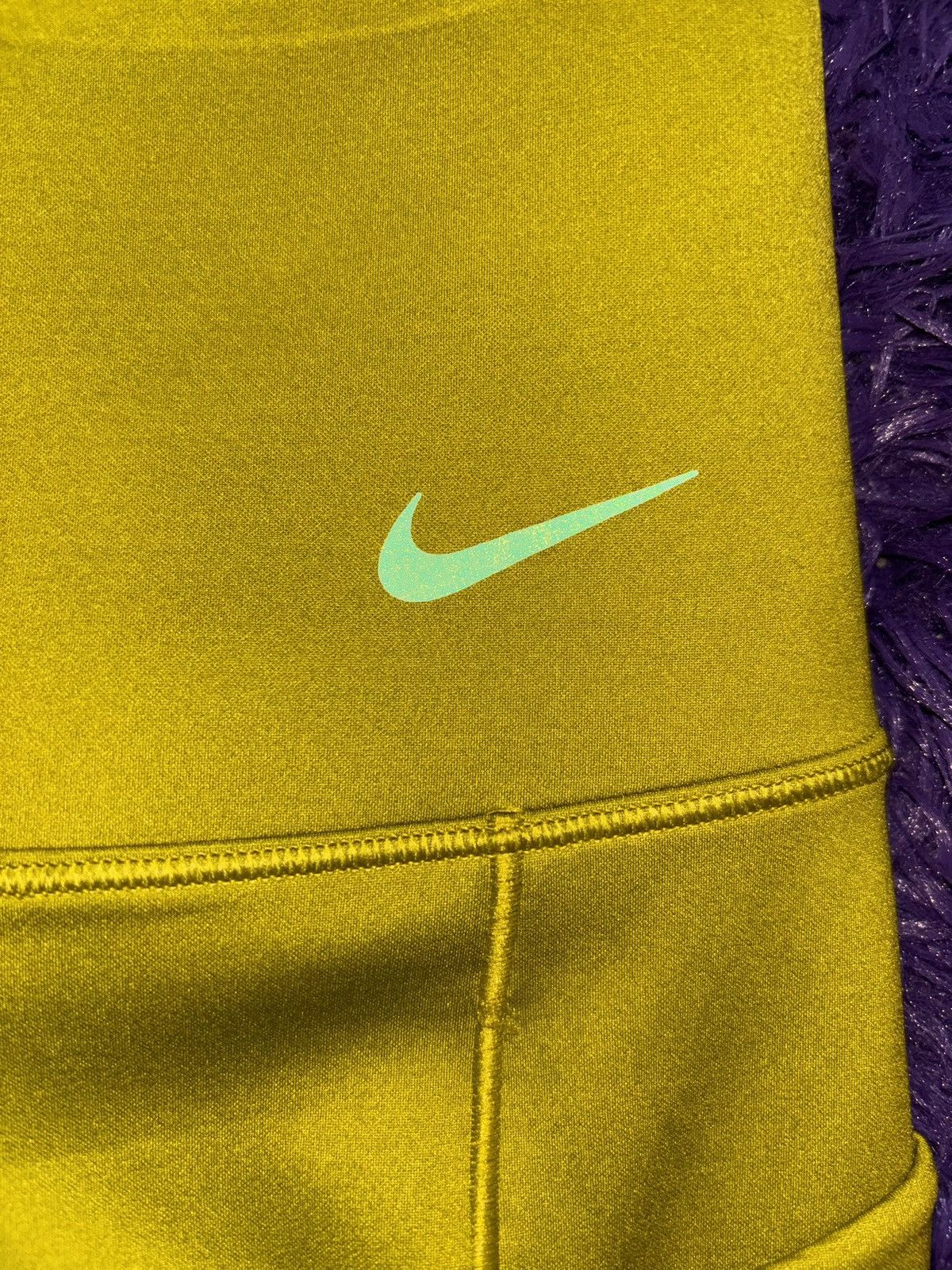 Nike Darker green nike leggings Size 30" / US 8 / IT 44 - 2 Thumbnail