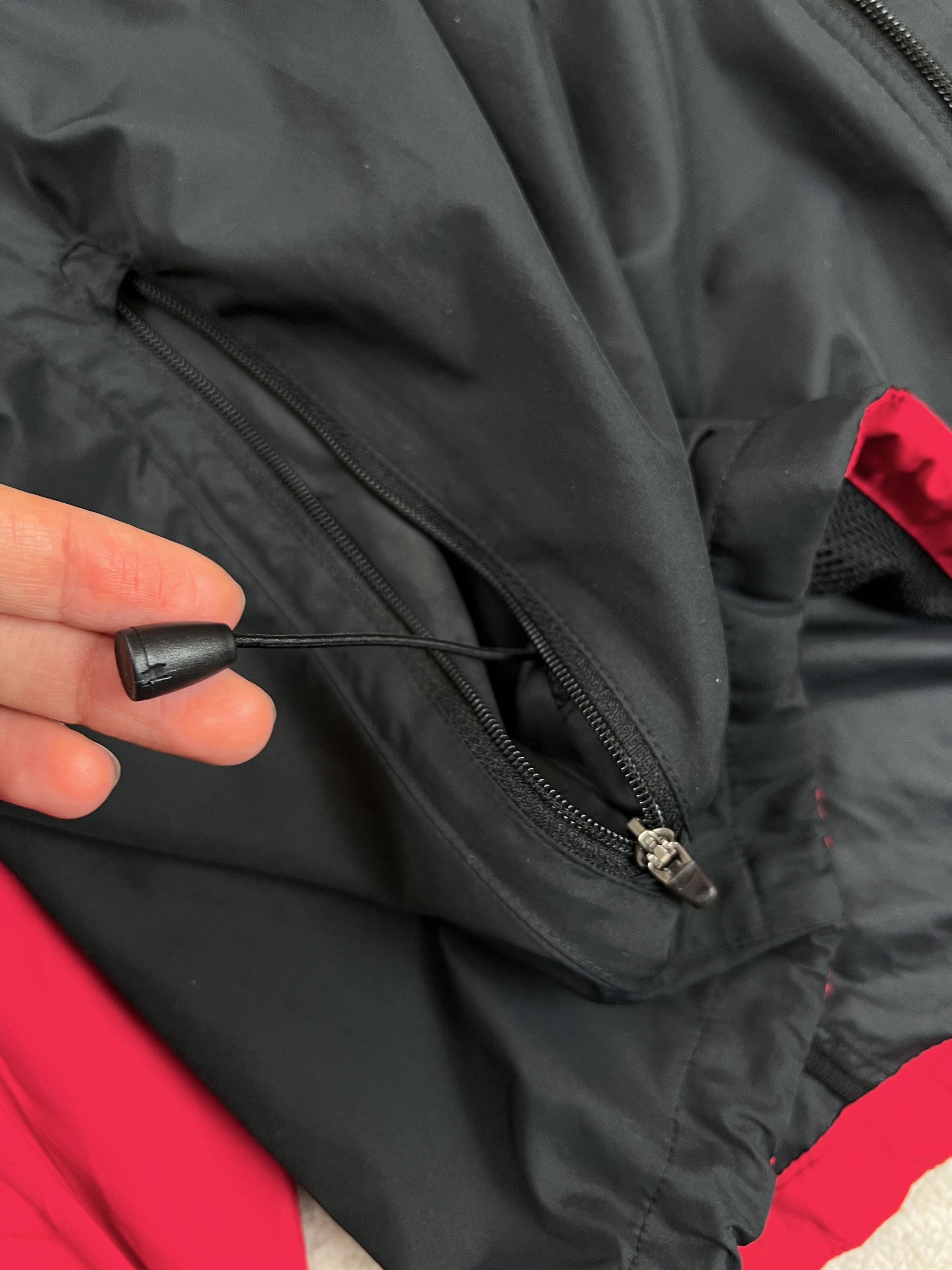 Nike Nike Training Windbreaker Light Jacket Black/Red Reflective Size US XXL / EU 58 / 5 - 15 Thumbnail