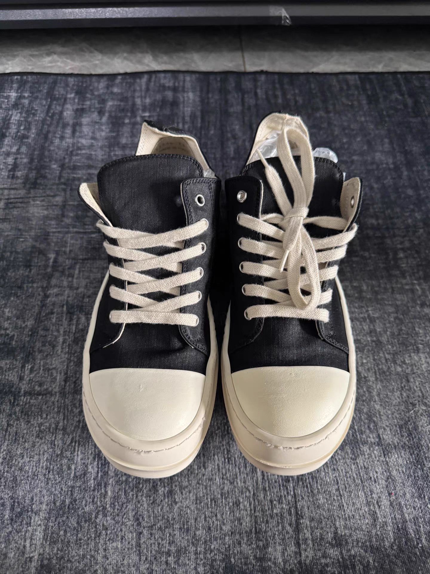 Rick Owens rick owens DRKSHDW Low Top Waxed Canvas Size US 9 / IT 39 - 3 Thumbnail