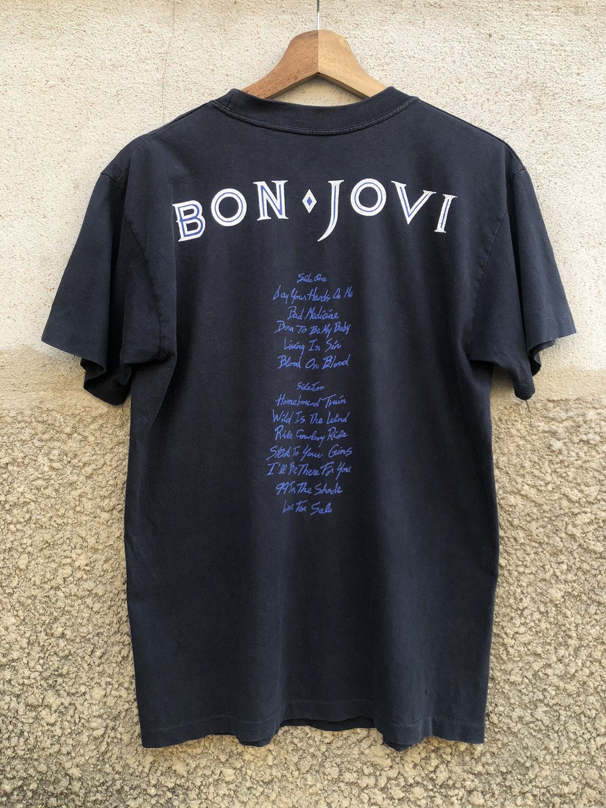 Band Tees Vintage 80s Bon Jovi Album Tshirt Distressed Size US M / EU 48-50 / 2 - 2 Thumbnail