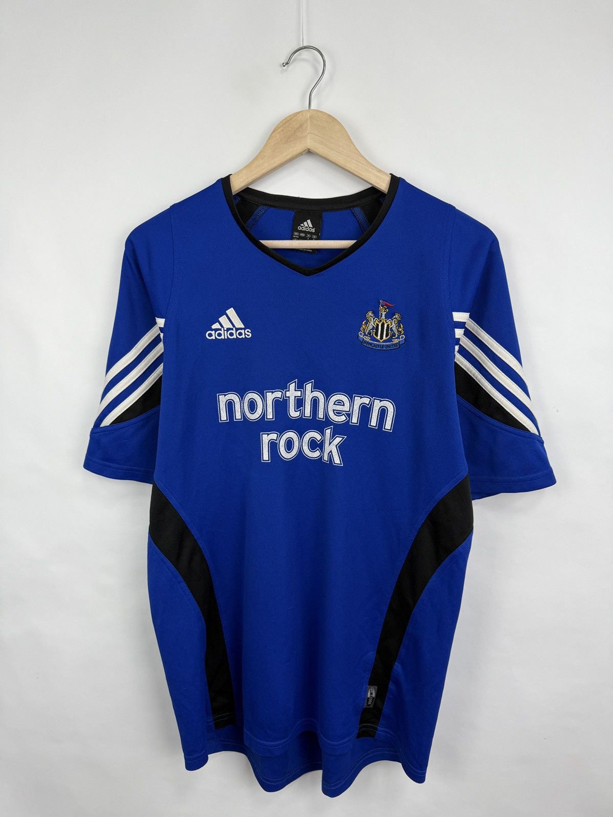 Adidas 🏴󠁧󠁢󠁥󠁮󠁧󠁿 Vintage 2003 NewCastle United Home Shirt Football Jersey Size US L / EU 52-54 / 3 - 3 Thumbnail