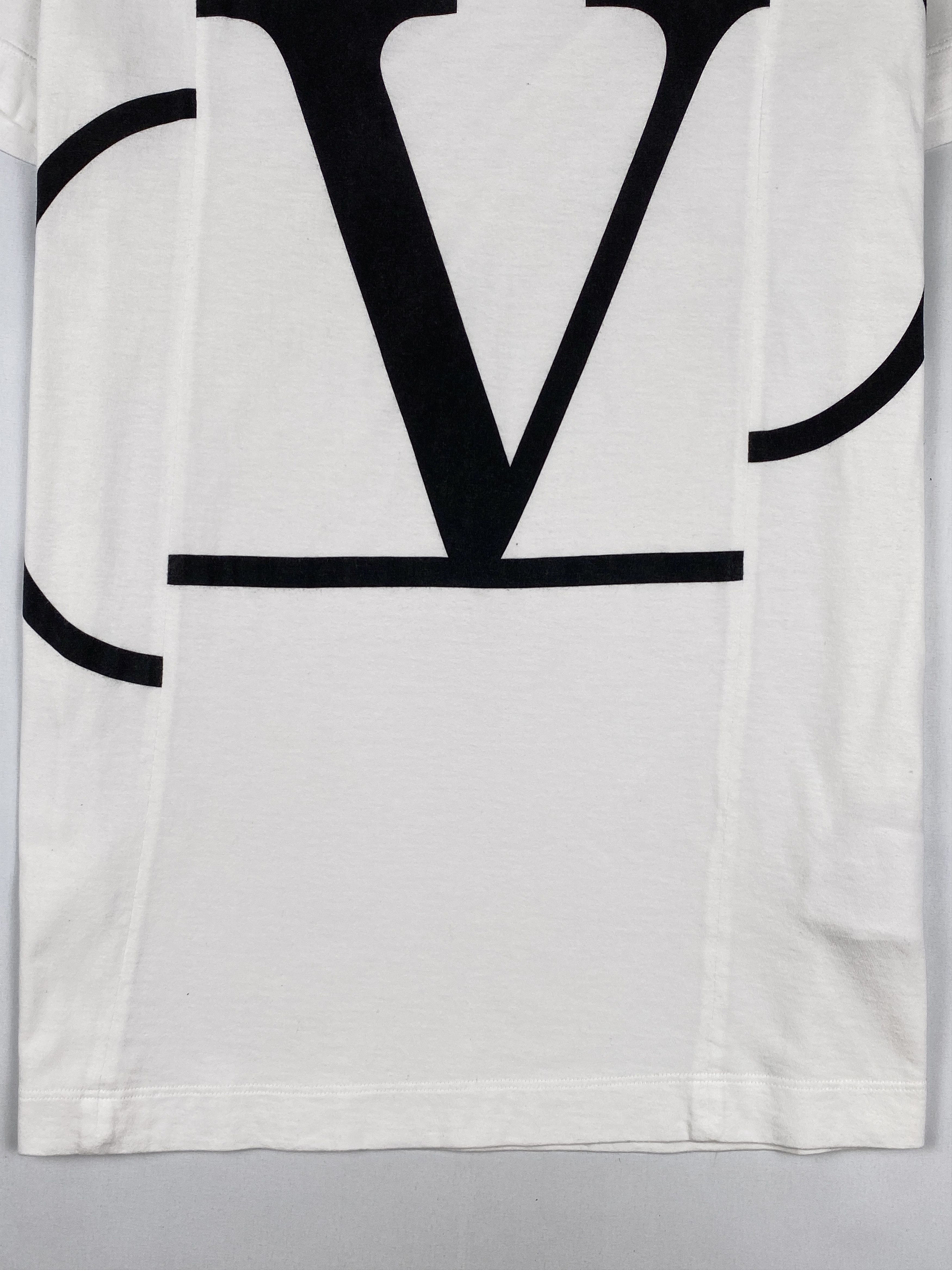 Valentino Oversized Constructed Go Logo T-shirt Size US S / EU 44-46 / 1 - 6 Thumbnail
