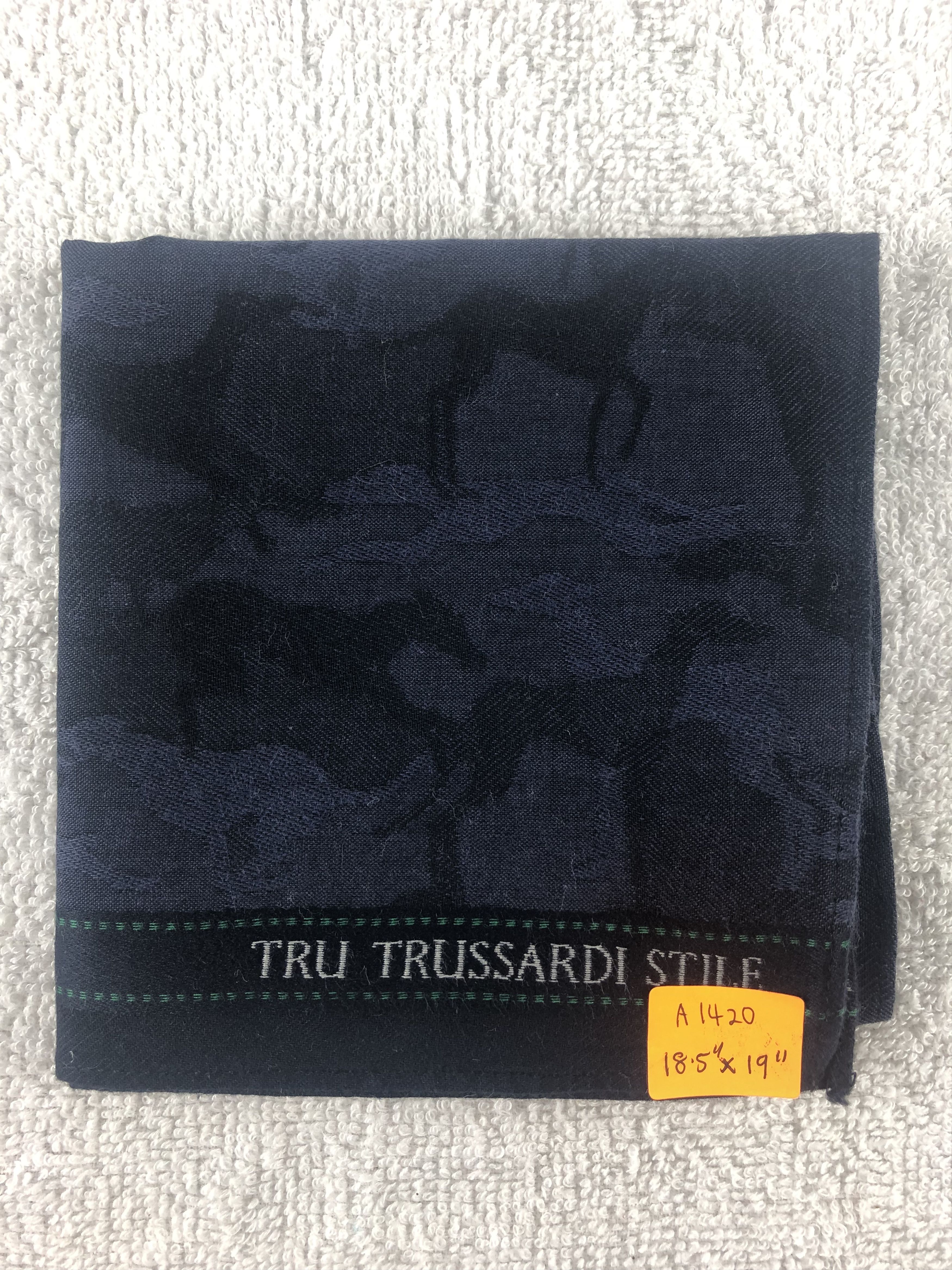 Trussardi × Vintage Trussardi Handkerchief / Bandana / Neckerchief Size ONE SIZE - 6 Thumbnail