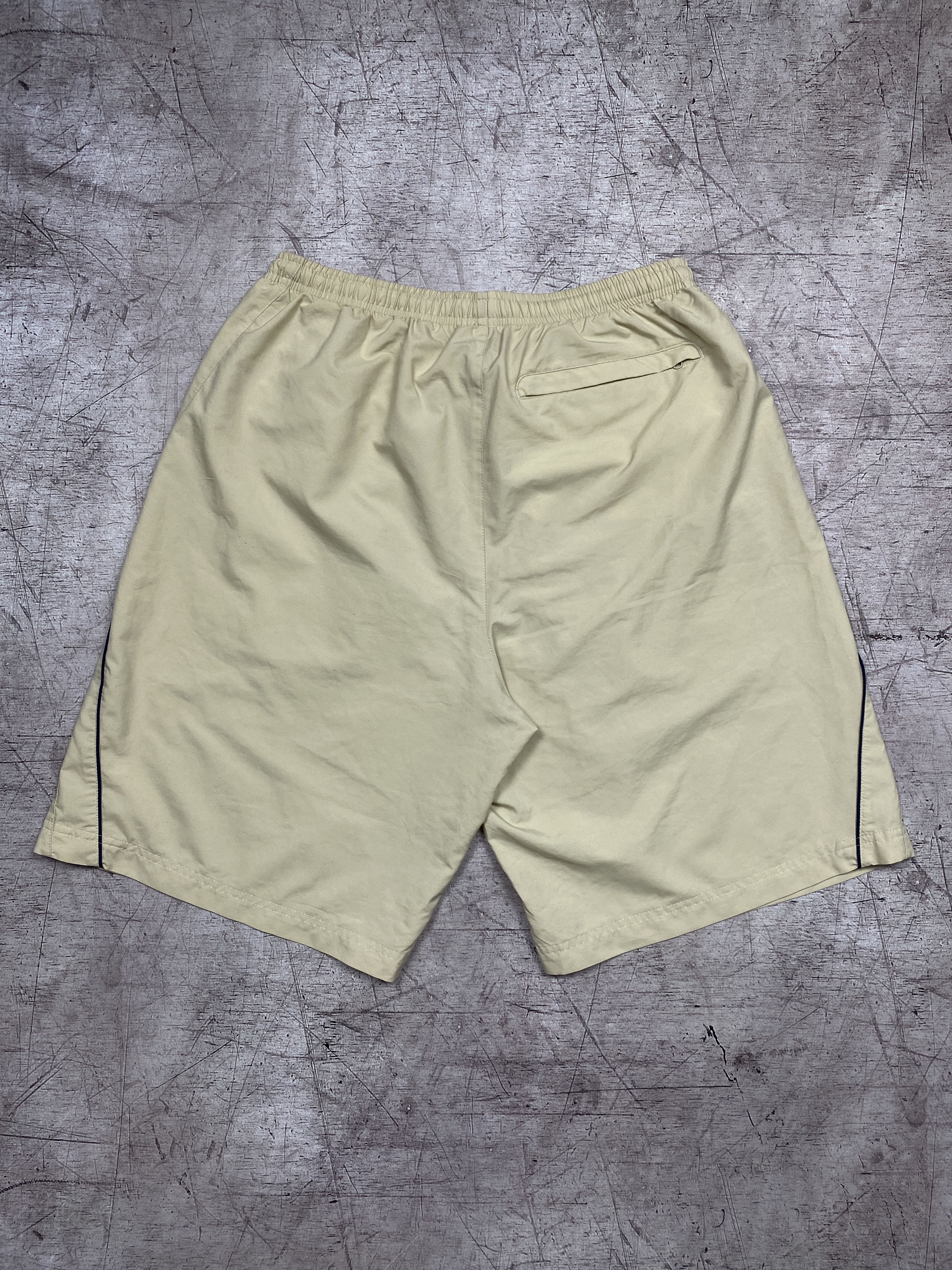 Nike Nike Vintage Mens Nylon Shorts Y2K Size US 36 / EU 52 - 8 Thumbnail