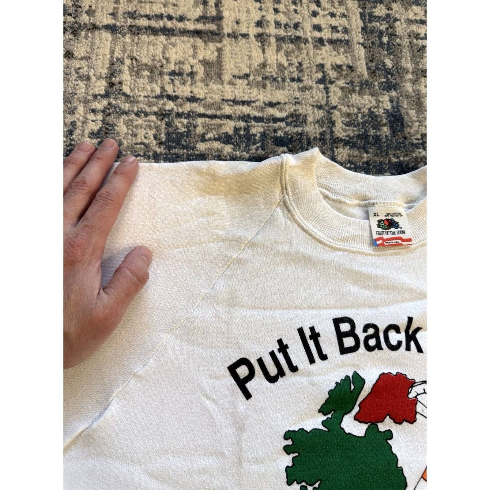 Fruit Of The Loom VINTAGE 80s Put It Back Thief! Support Irish Northern Aid Sweatshirt XL White Nike? Size US XL / EU 56 / 4 - 6 Thumbnail