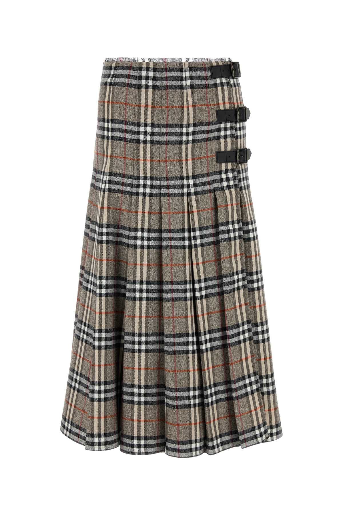 Burberry Embroidered Wool Skirt Size 27" / US 4 / IT 40 - 1 Thumbnail