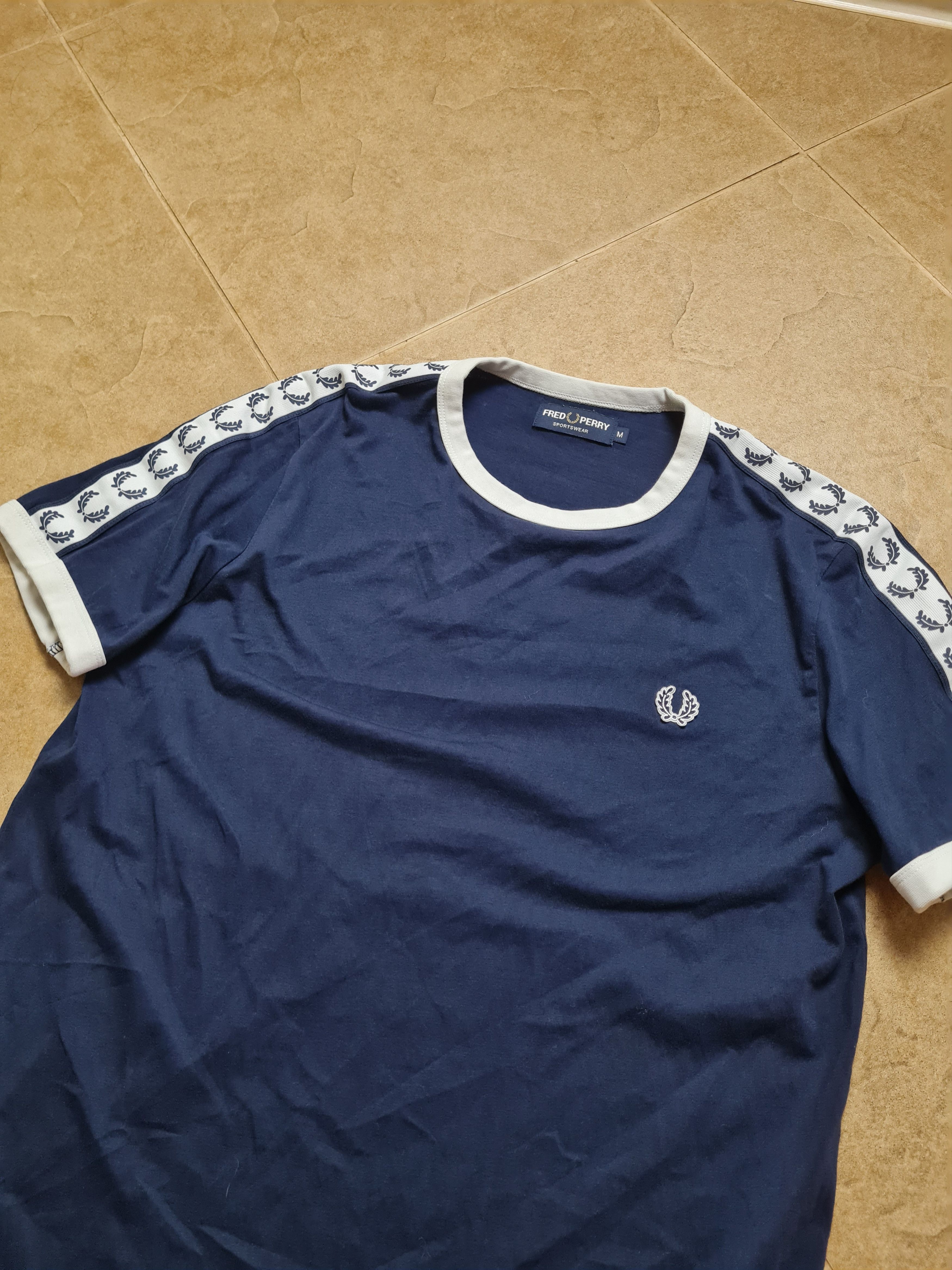 Fred Perry T-shirts Mens Fred Perry Ringer Blue White Size M Vintage Size US M / EU 48-50 / 2 - 8 Thumbnail