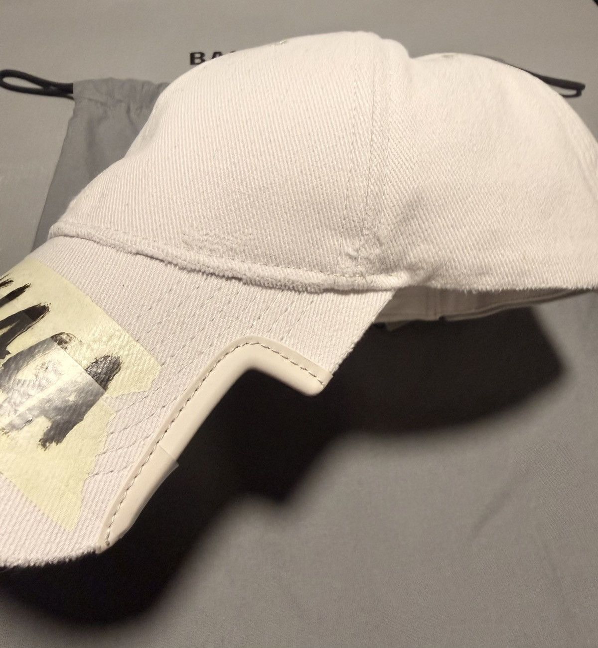 Balenciaga Masking Tape Cap in Dirty White L Size ONE SIZE - 3 Thumbnail