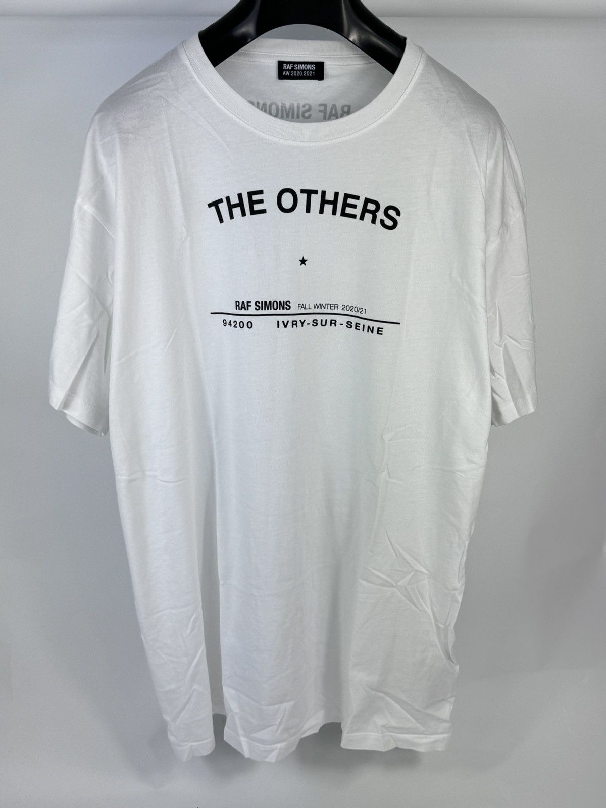 Raf Simons THE OTHERS PRINT T-SHIRT Size US XL / EU 56 / 4 - 1 Thumbnail