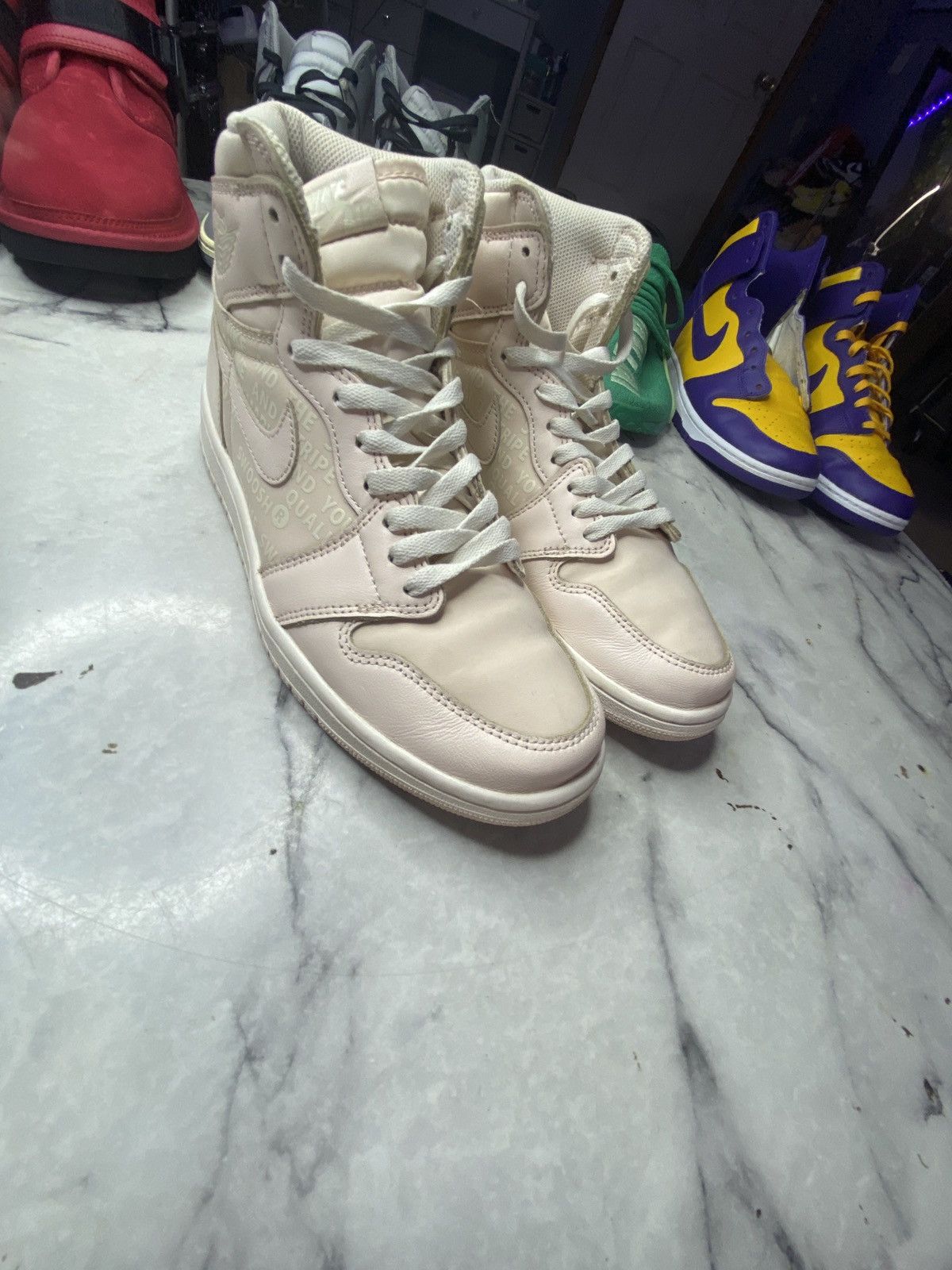 Jordan Brand Jordan 1 high guava Size US 8.5 / EU 41-42 - 5 Thumbnail