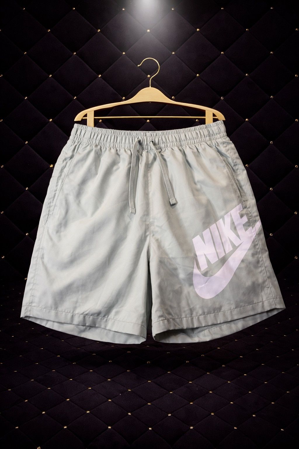 Nike NIKE BIG SWOOSH LOGO WOVEN SHORTS Size US 32 / EU 48 - 1 Preview