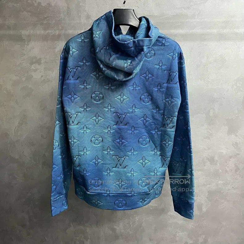 Louis Vuitton Louis Vuitton Blue Letter Logo Full Print Casual Sweatshir Size US M / EU 48-50 / 2 - 2 Thumbnail