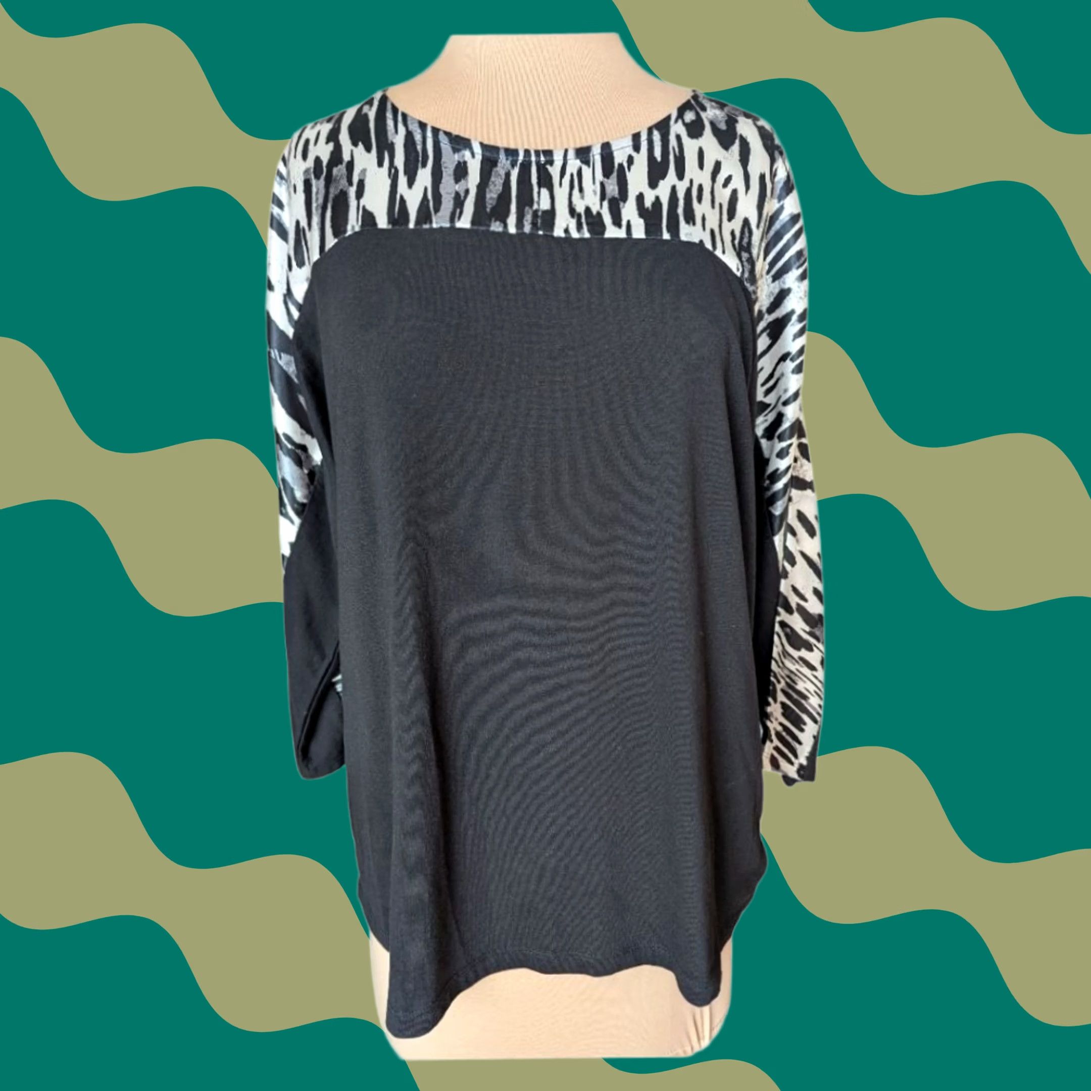 Vintage Chicos Black & White Animal Print Blouse Top 3/4 Sleeve Boat Neck Sz 2 (12/L) Size XL / US 12-14 / IT 48-50 - 1 Thumbnail