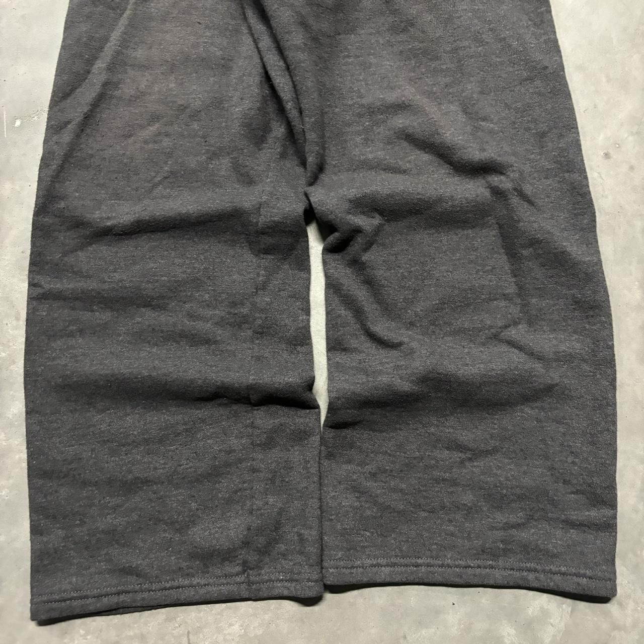 Japanese Brand × Vintage Crazy Vintage Y2K/2000s Dark Grey Skater Essential Sweatpants! Size US 34 / EU 50 - 5 Thumbnail