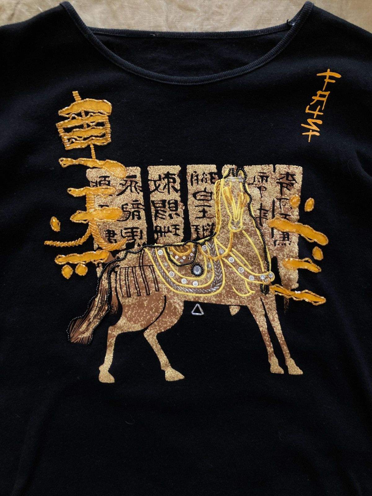 Moschino Moschino Cropped Top with Chinese Characters Horse Size M / US 6-8 / IT 42-44 - 3 Thumbnail