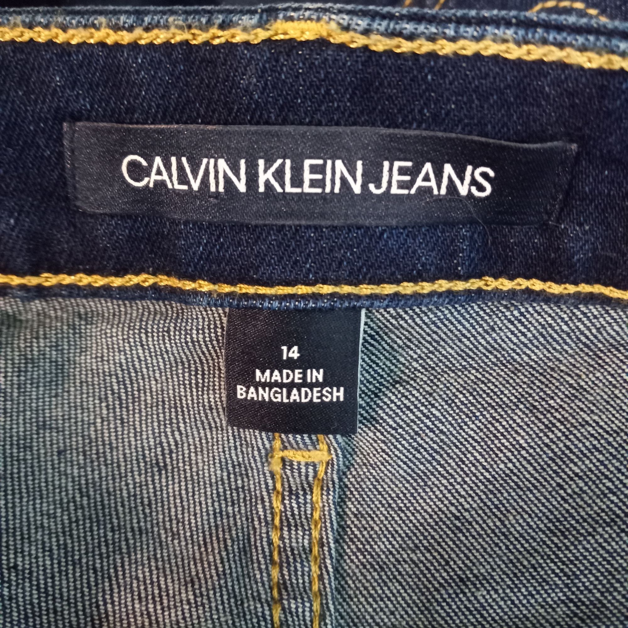 Calvin Klein Calvin Klein Jeans Size 14 Bermuda Shorts Womens Dark Wash D Size 36" / US 14 / IT 50 - 4 Thumbnail