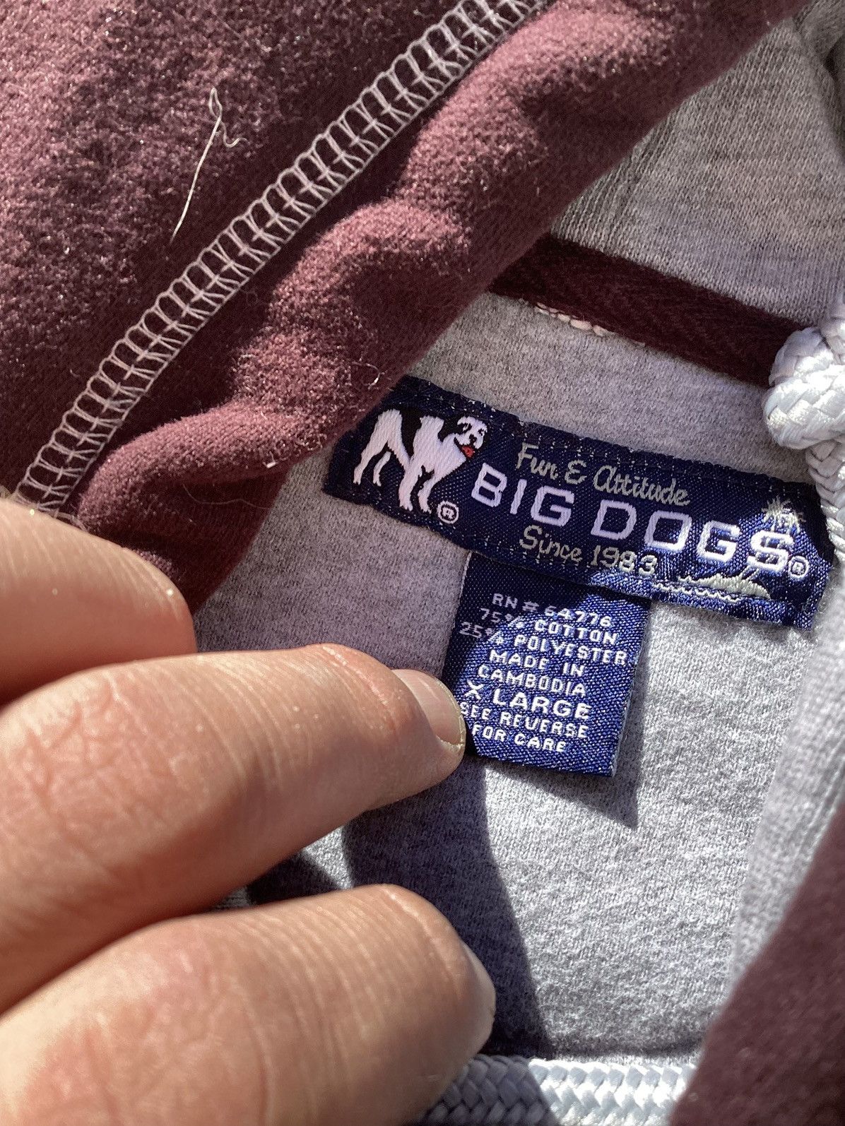 Big Dogs × Vintage Vtg 90s big dogs size XL burgundy hoodie with white trim Size US XL / EU 56 / 4 - 4 Thumbnail