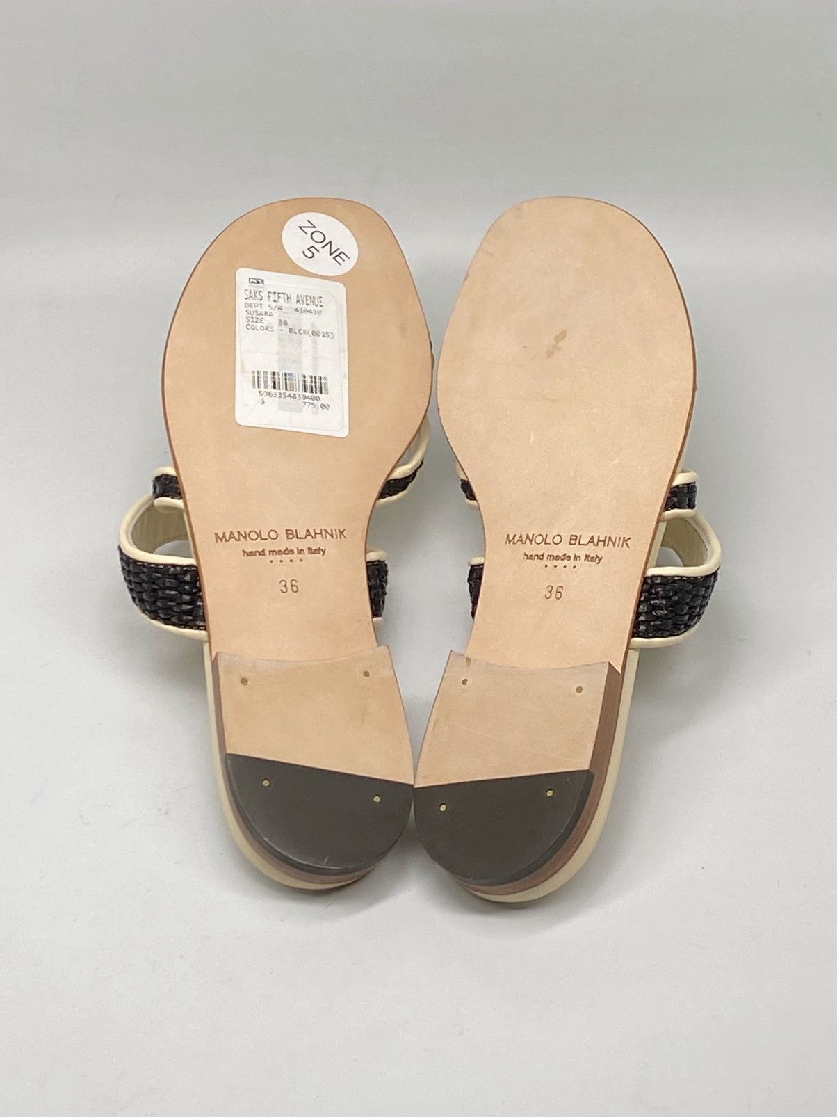 Manolo Blahnik Manolo Blahnik Susara Leather Sandals size 36 Size US 6 / IT 36 - 11 Thumbnail