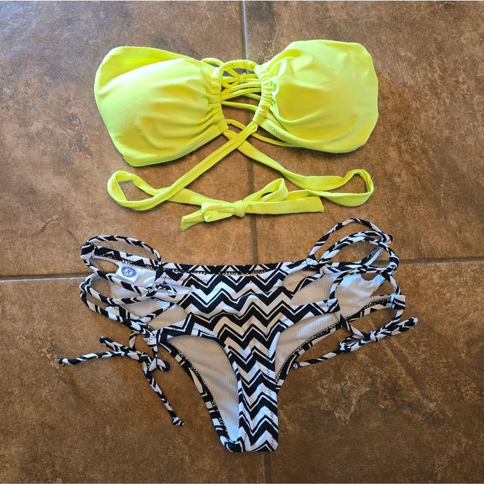 Other Yellow Peak | FYS | Santa Cruz Bikini Set Size ONE SIZE - 3 Thumbnail