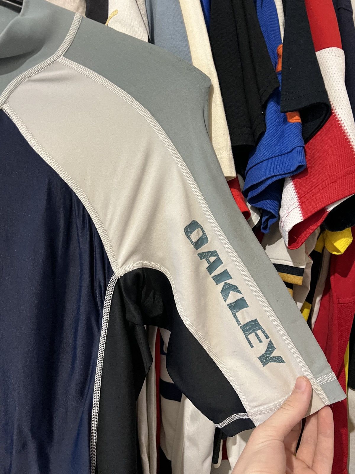 Oakley VINTAGE OAKLEY CYCLE JERSEY SHIRT SIZE XL DESTROYED HYPE Size US XL / EU 56 / 4 - 3 Thumbnail