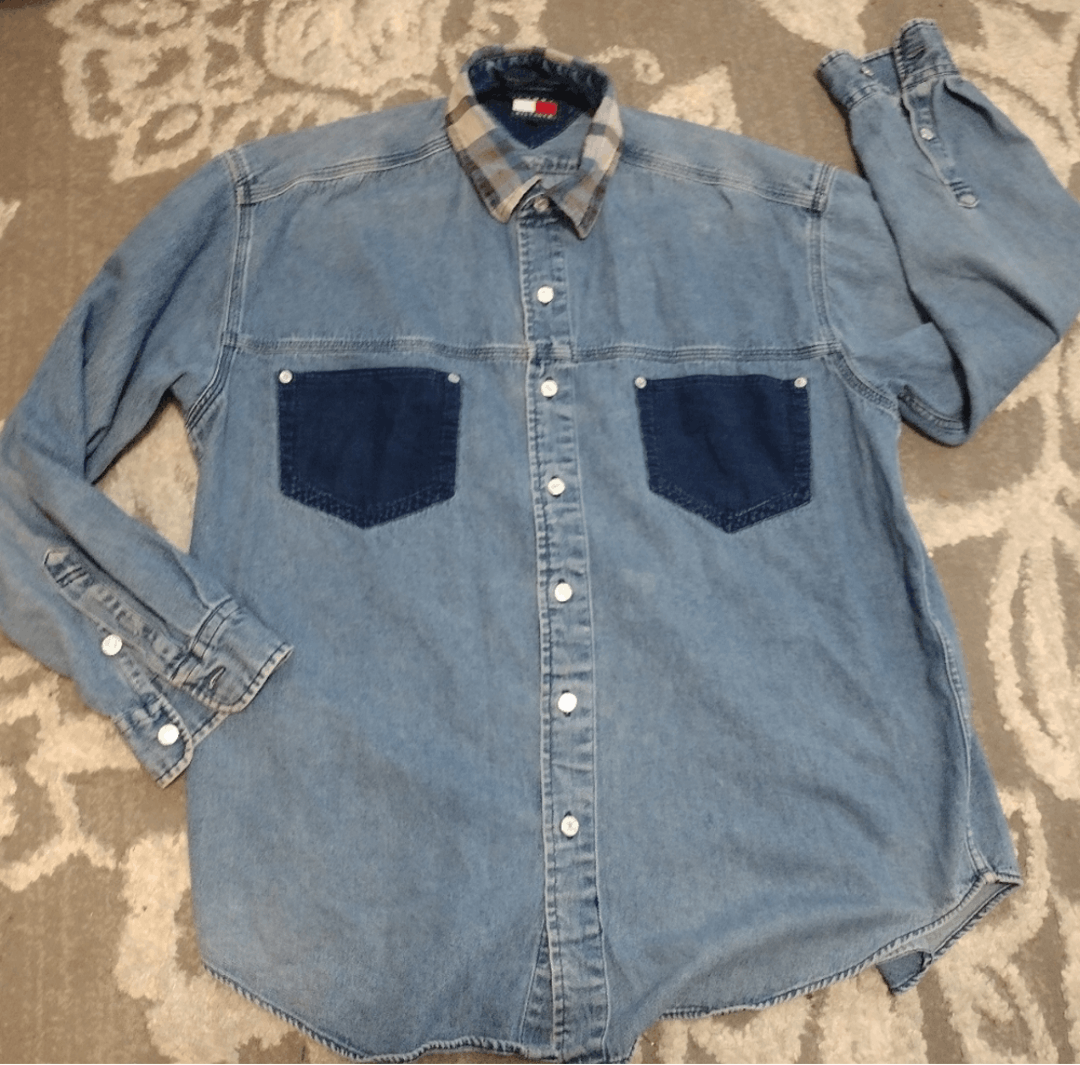 Tommy Hilfiger Vintage Tommy Hilfiger denim shirt Size US L / EU 52-54 / 3 - 1 Thumbnail