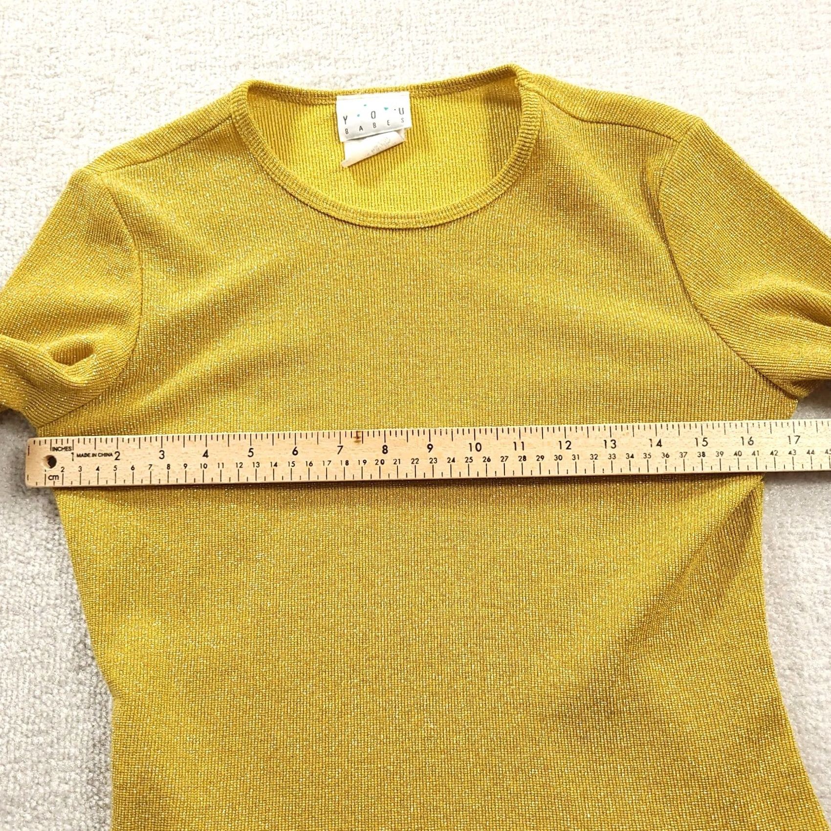 Vintage Vintage You Babes Top Medium Yellow Shimmer Crew Neck Long Sleeve Made in USA Size M / US 6-8 / IT 42-44 - 3 Thumbnail