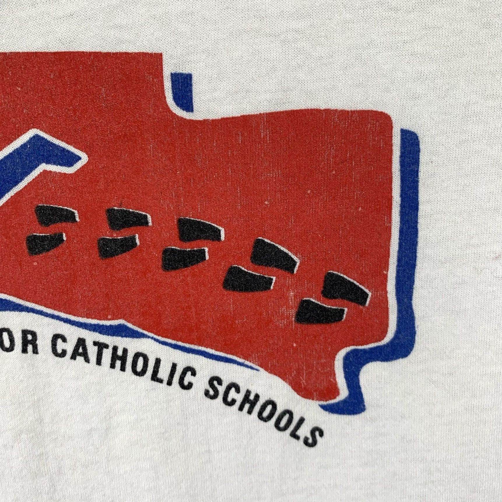 Hanes VINTAGE Hanes 90s Catholic Graphic T-Shirt Adult Large White Crew Neck Short Sleeve Lightweight Unisex Size US L / EU 52-54 / 3 - 5 Thumbnail