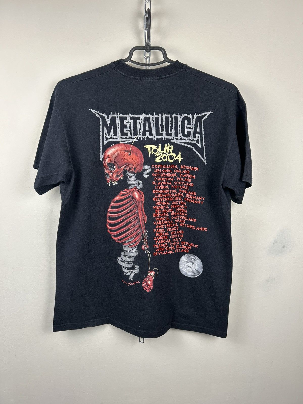 Band Tees Vtg 2004 Metallica Madly In Anger Concert Tour Black T-Shirt Size US M / EU 48-50 / 2 - 2 Thumbnail
