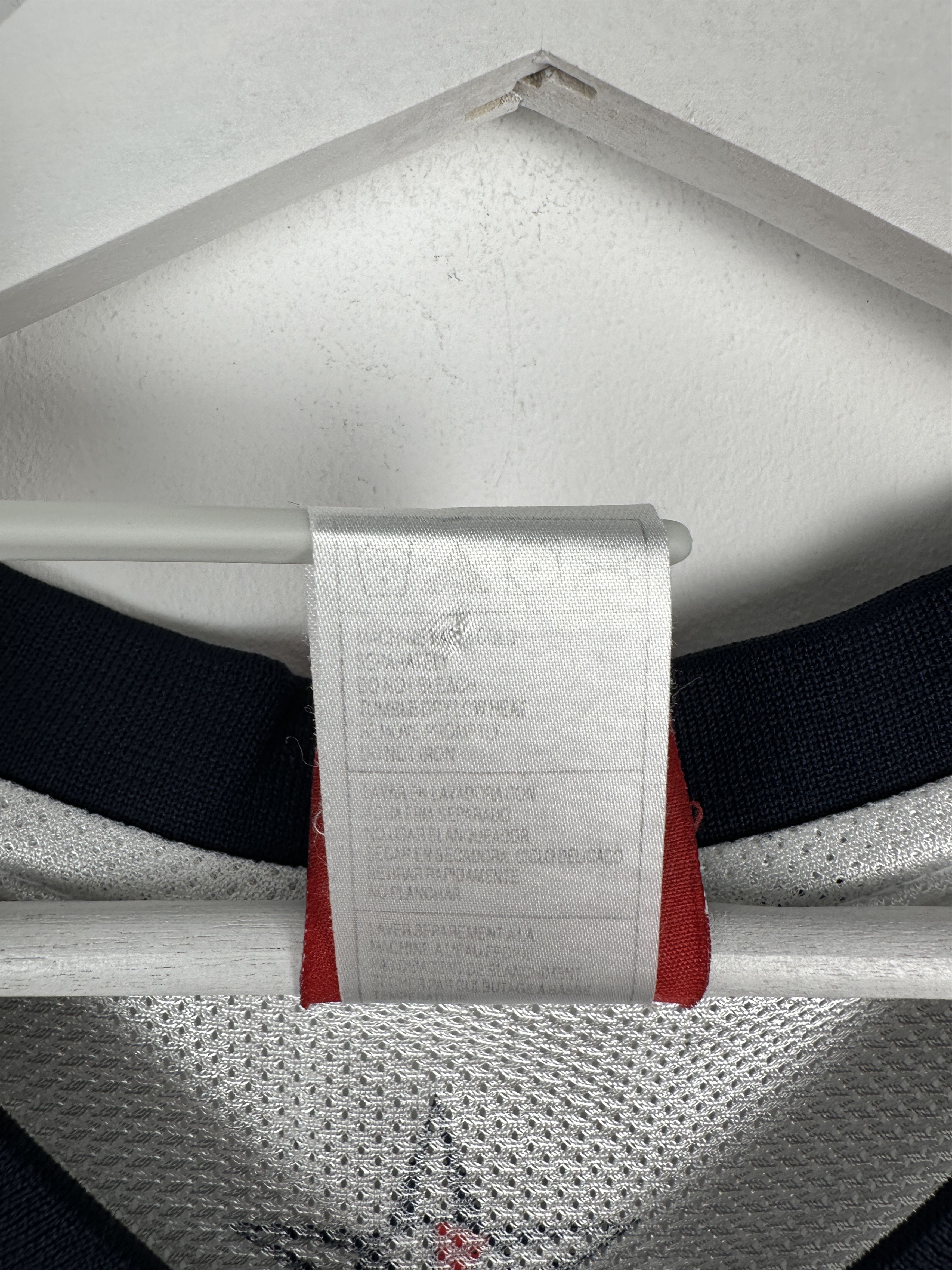 Reebok #6 McGrady USA Olympic Dream Team NBA Basketball Jersey Size US XL / EU 56 / 4 - 19 Thumbnail