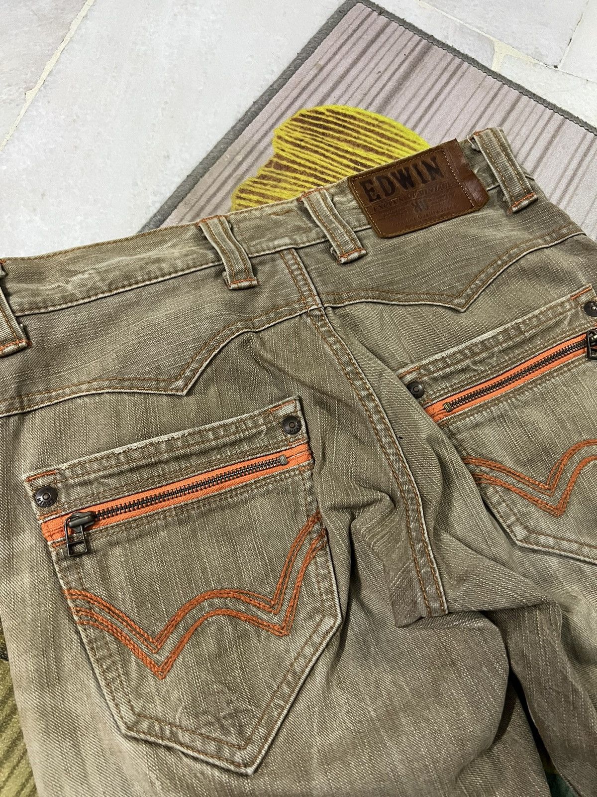 Edwin × If Six Was Nine × Japanese Brand FLARE EDWIN EXCLUSIVE VINTAGE BROWN JEANS VERY RARE Size US 30 / EU 46 - 8 Thumbnail