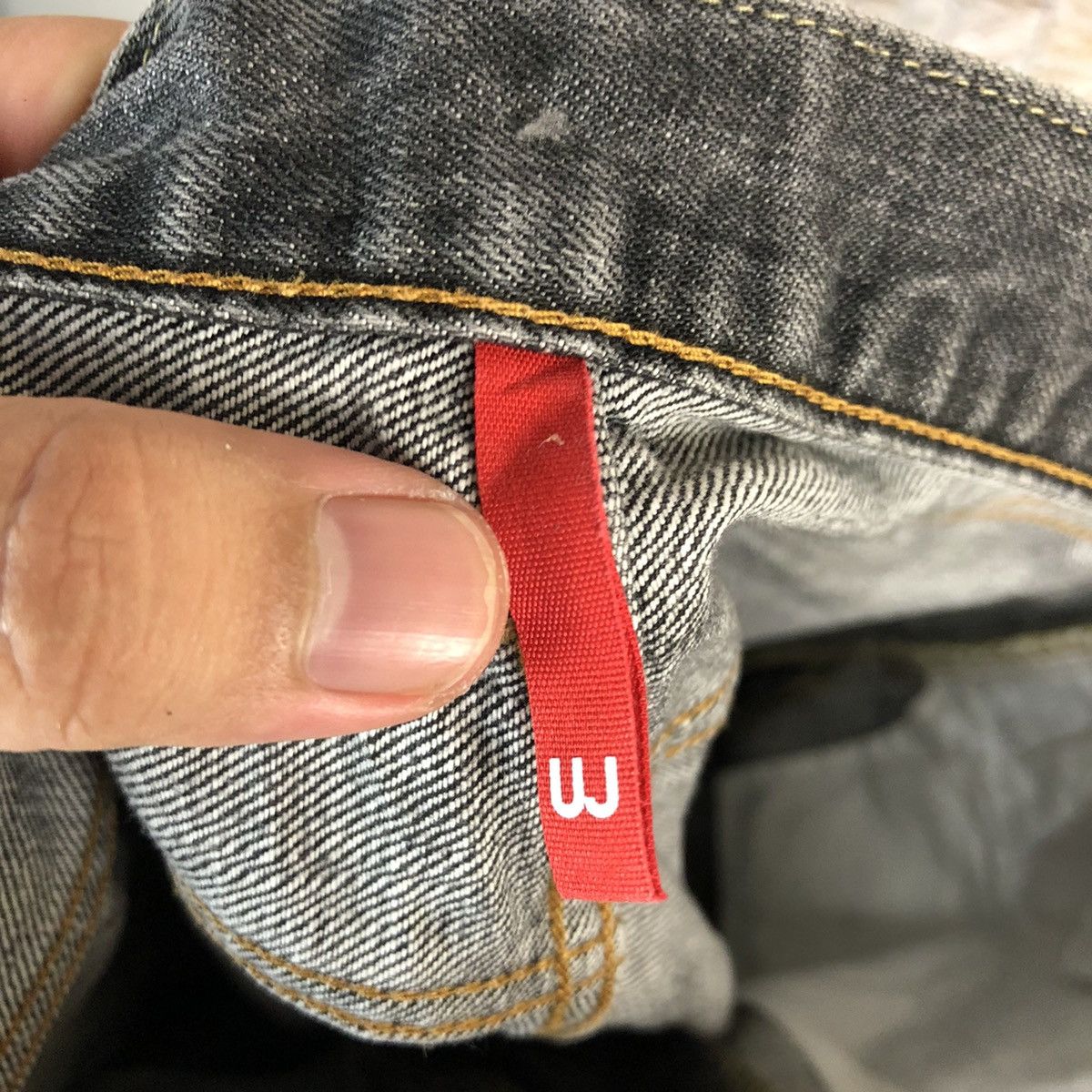 Uniqlo Faded Black Uniqlo vintage Jeans denim #A349 Size US 31 - 18 Thumbnail