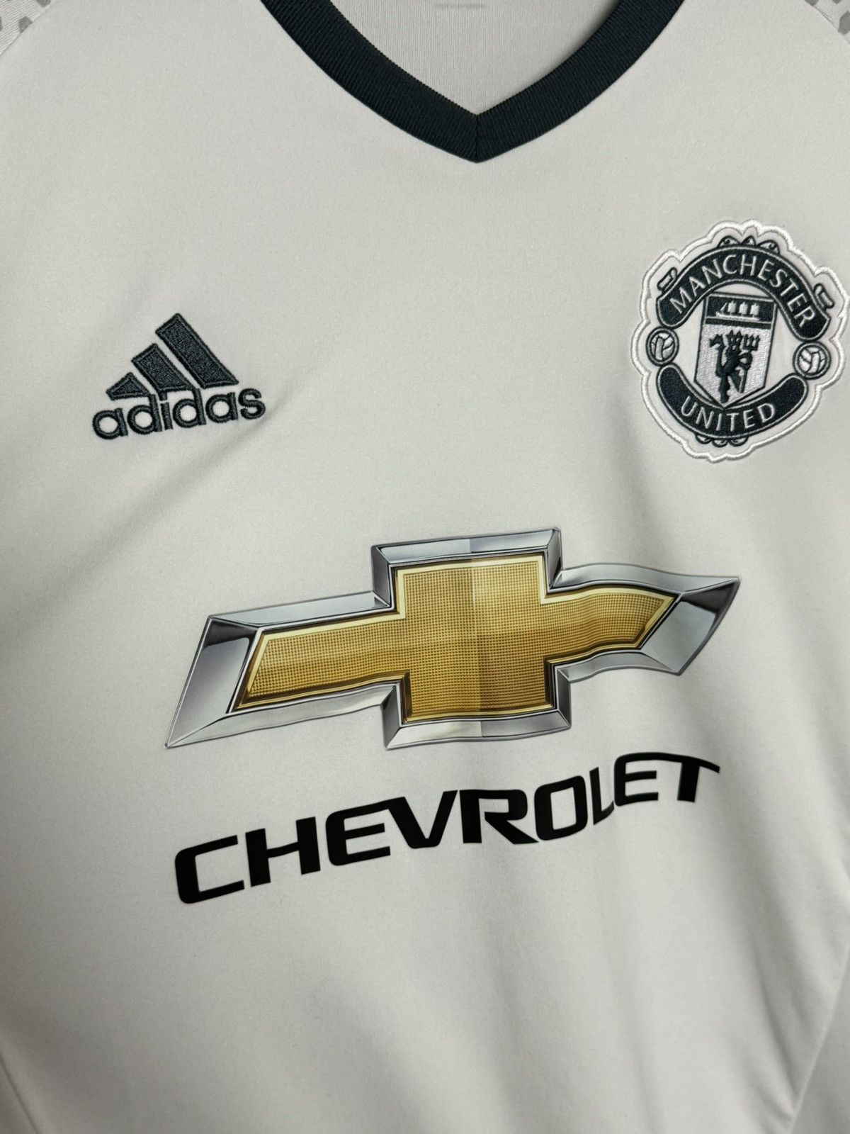 Adidas Manchester United 16/17 Third Football Jersey T-Shirt Size US M / EU 48-50 / 2 - 3 Thumbnail