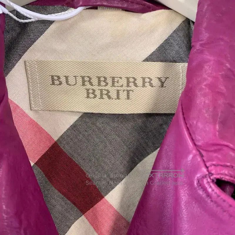 Burberry Burberry Pink Leather Women's Jacket. Size XXS / US 00 / IT 34 - 3 Thumbnail