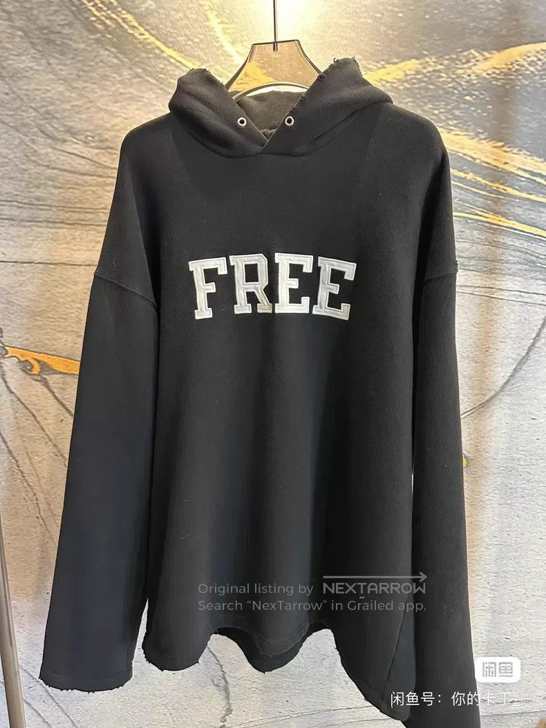 Balenciaga Balenciaga Black hooded sweatshirt Size US XXS / EU 40 - 1 Thumbnail