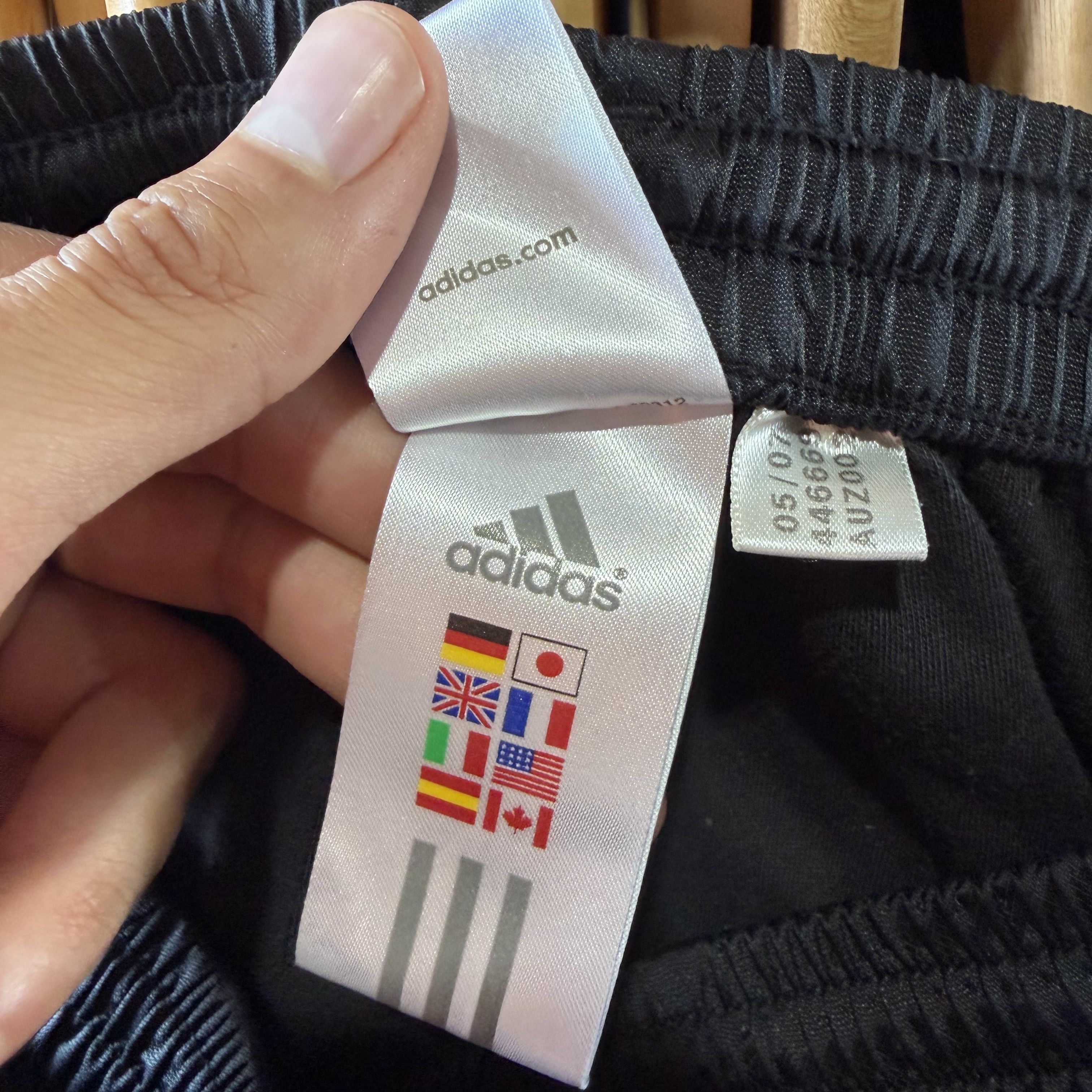 Adidas Vtg Adidas Track Pants White 3 Stripe 90s Logo Zippered Leg Size US 30 / EU 46 - 10 Thumbnail