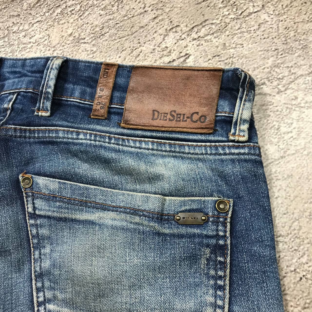 Diesel VINTAGE DIESEL DENIM SHORTS JAPAN CASUAL STREETWEAR Y2K 90s Size US 32 / EU 48 - 5 Thumbnail